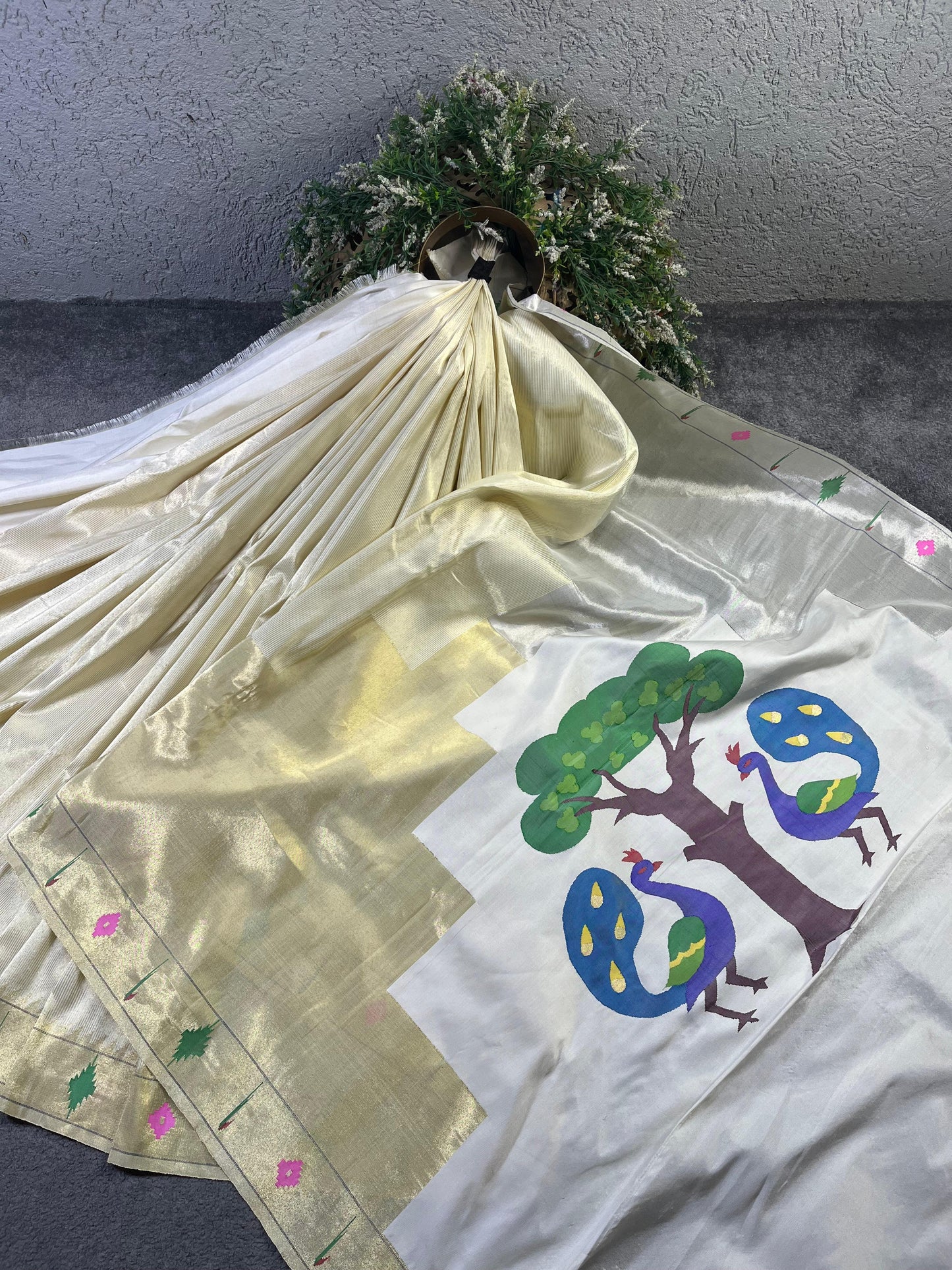 IVORY TISSUE SILK PURE HANDLOOM PAITHANI SAREE