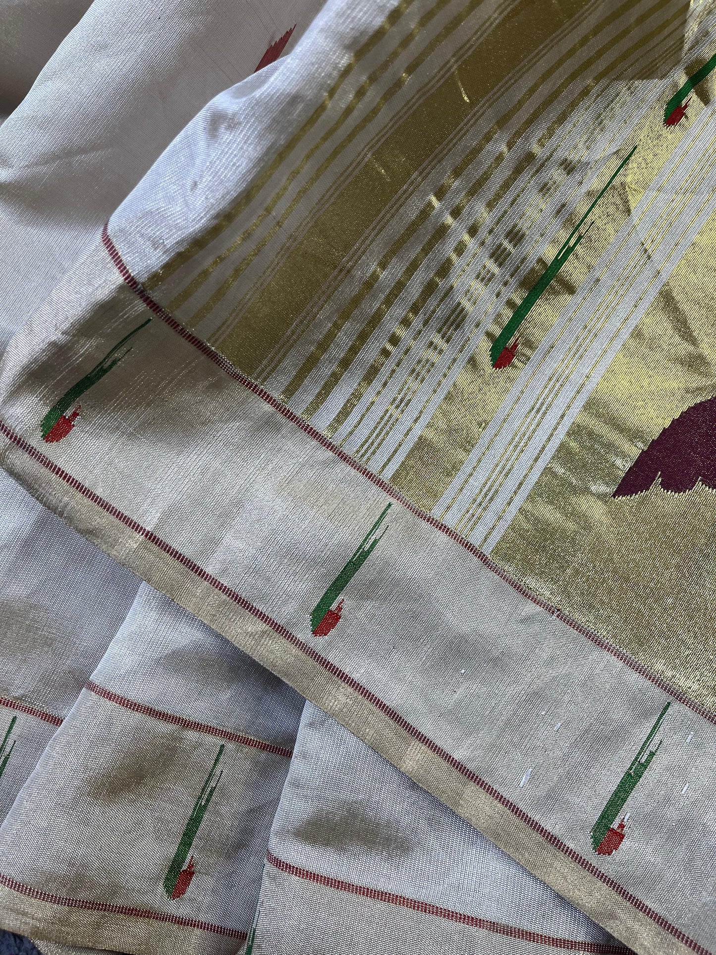 IVORY TISSUE PURE HANDLOOM PAITHANI SAREE