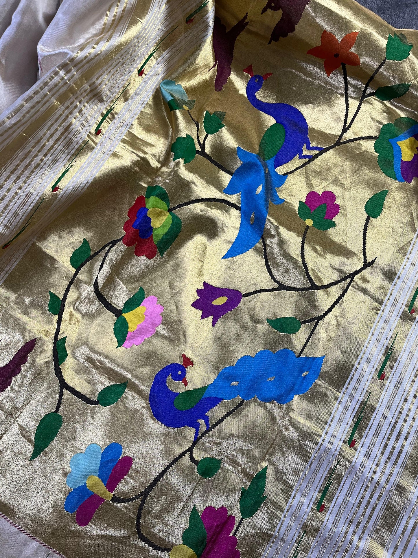 IVORY TISSUE PURE HANDLOOM PAITHANI SAREE
