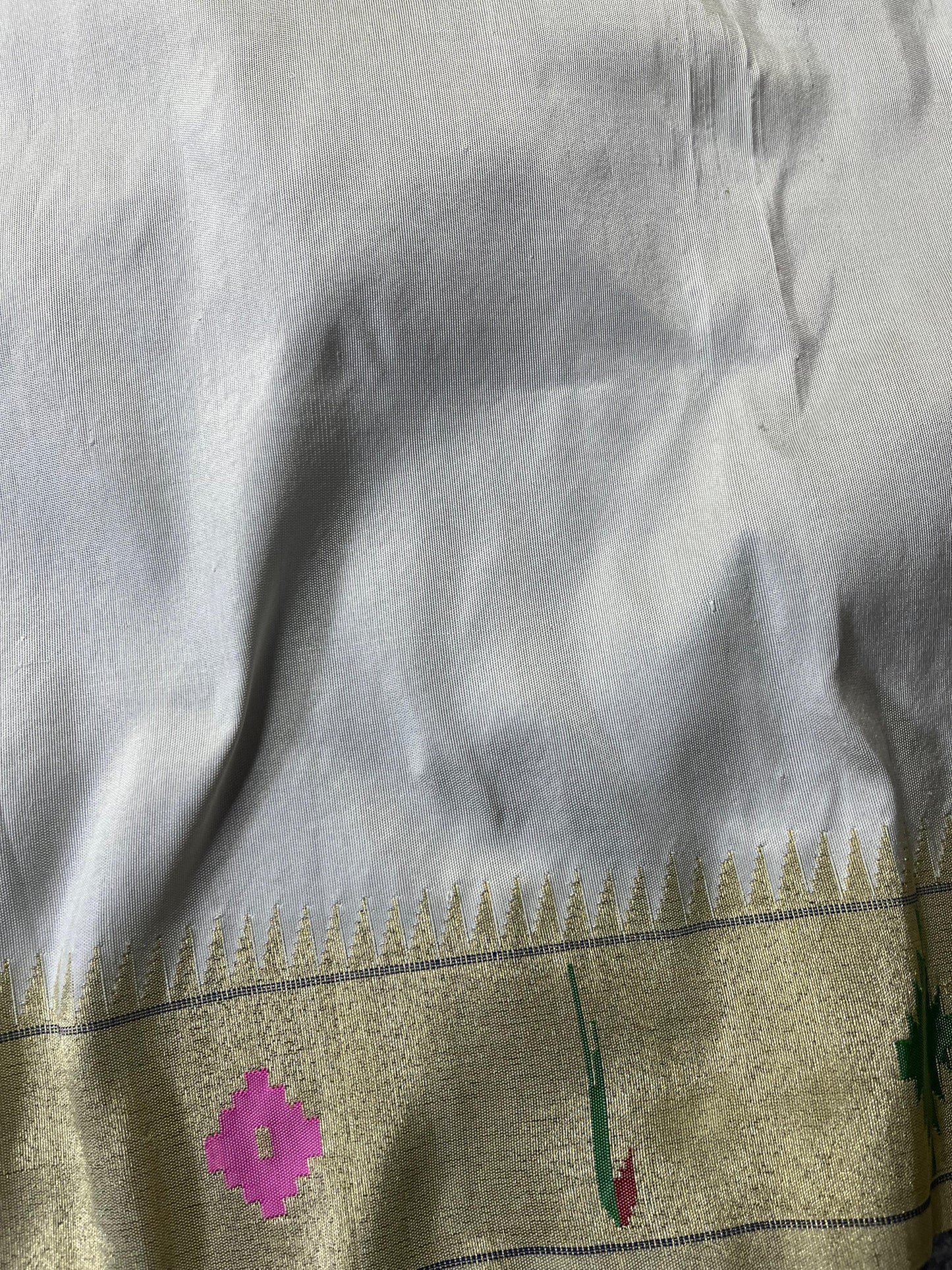 IVORY TISSUE SILK PURE HANDLOOM PAITHANI SAREE