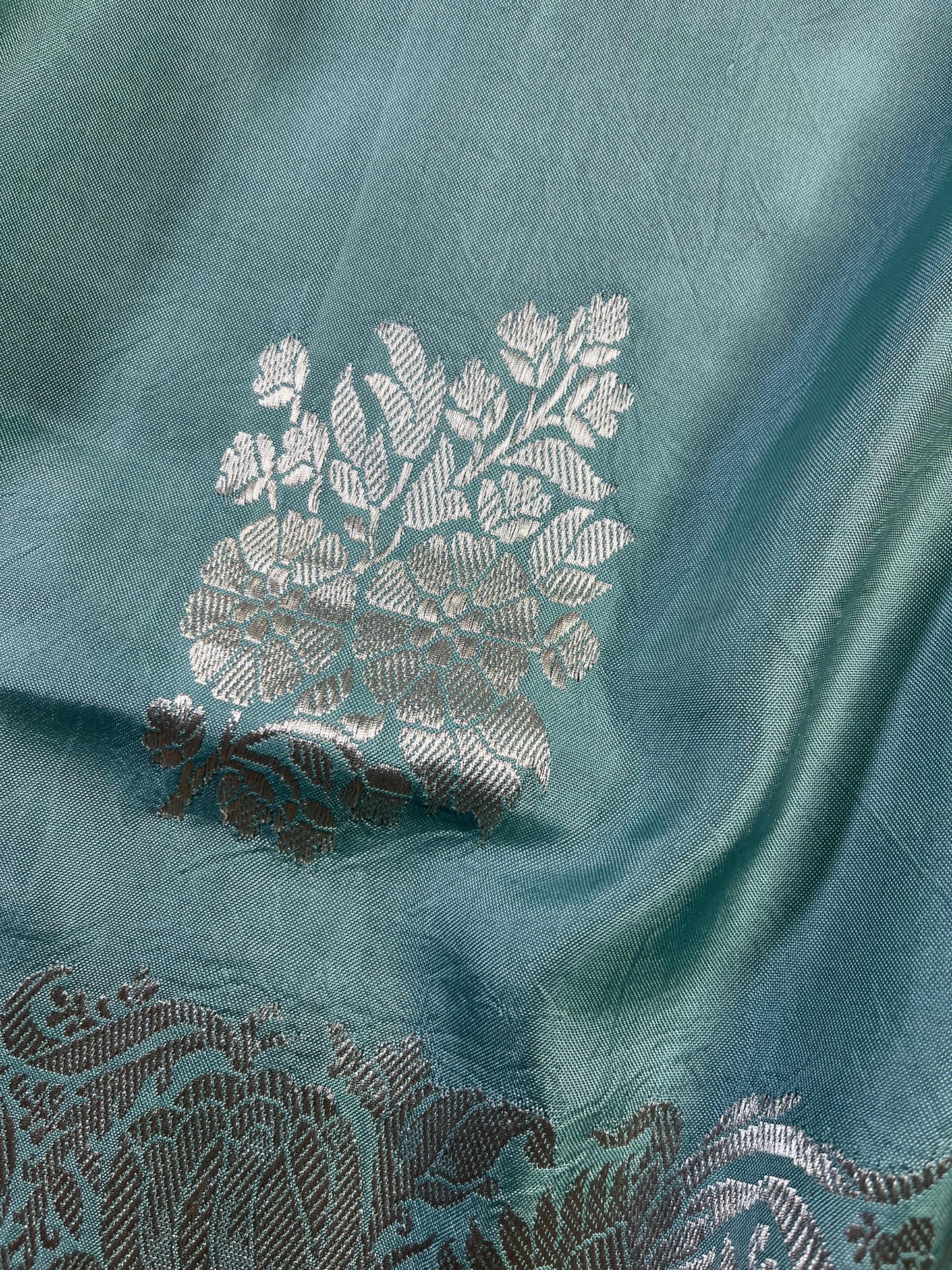 ICE BLUE DOUBLE SILK PURE HANDLOOM BANARASI SAREE