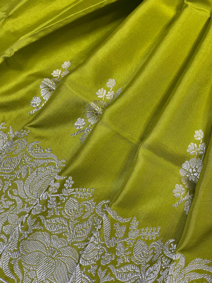 LIME GREEN DOUBLE SILK PURE HANDLOOM BANARASI SAREE