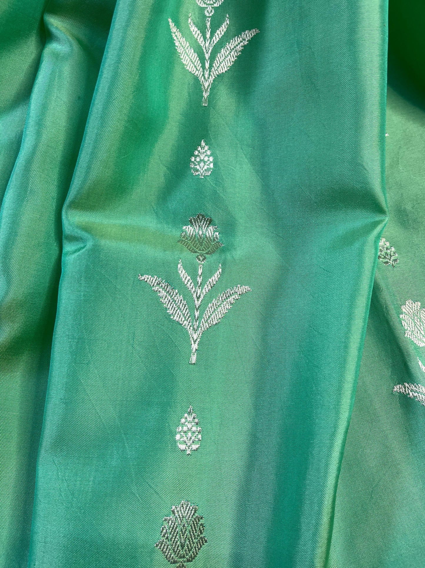 SEA GREEN DOUBLE SILK PURE HANDLOOM BANARASI SAREE