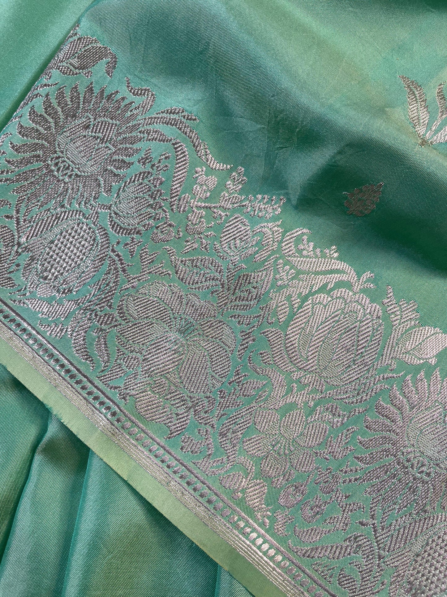SEA GREEN DOUBLE SILK PURE HANDLOOM BANARASI SAREE
