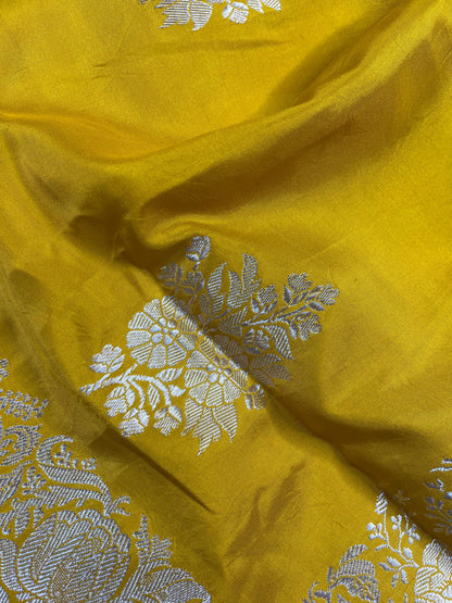 YELLOW DOUBLE SILK PURE HANDLOOM BANARASI SAREE