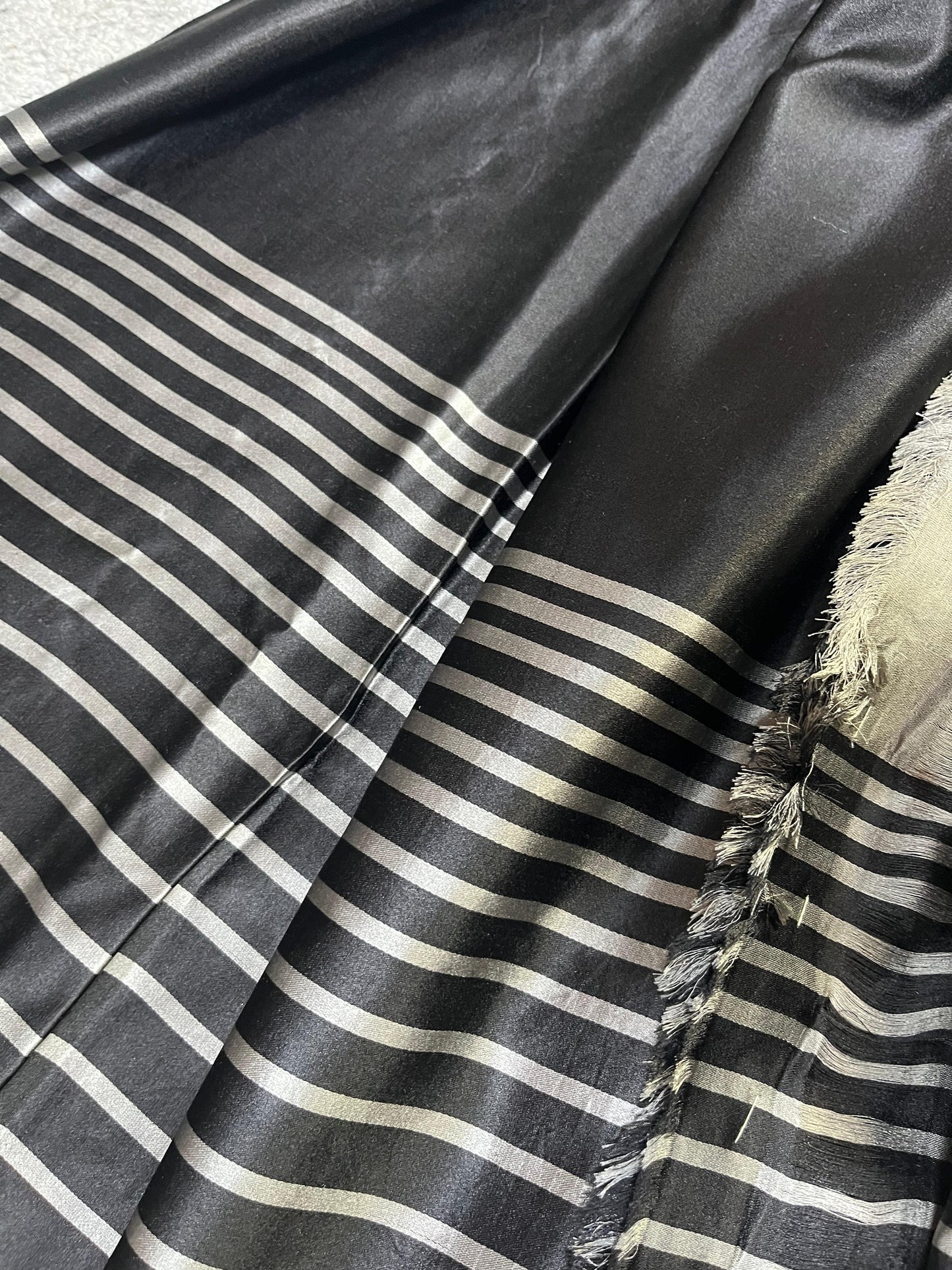 GREY SATIN SILK PURE HANDLOOM BANARASI SAREE