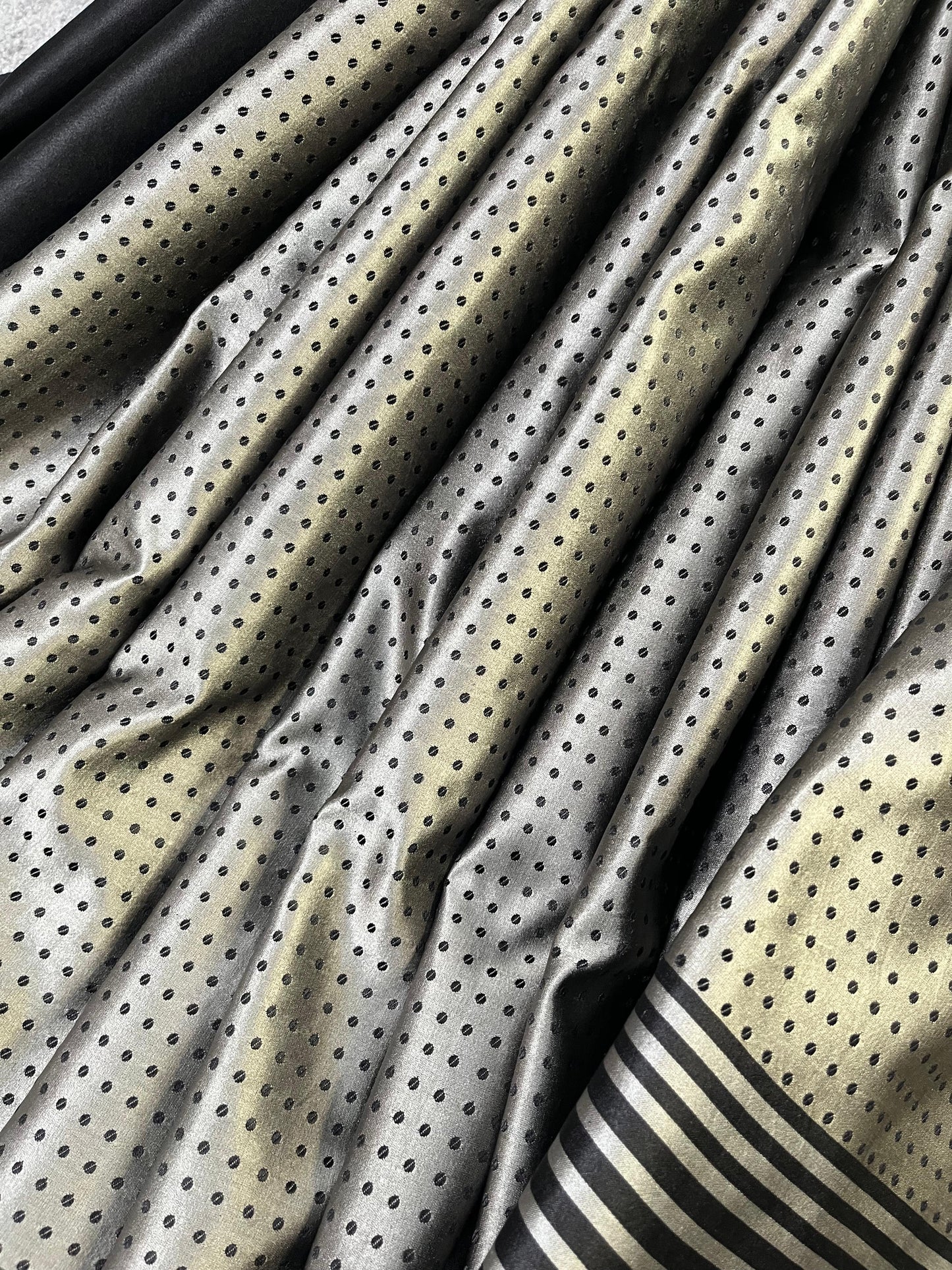 GREY SATIN SILK PURE HANDLOOM BANARASI SAREE