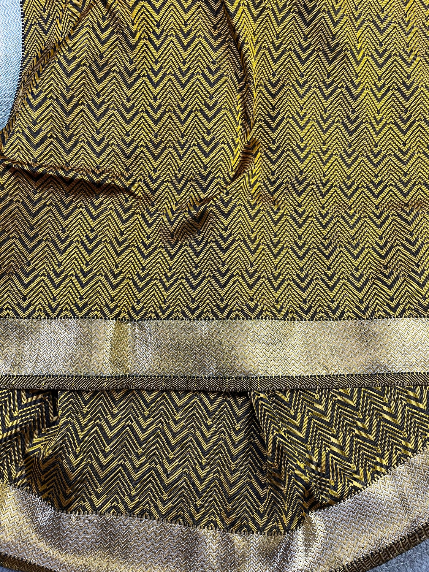 BLACK AND YELLOW SILK PURE HANDLOOM DO RUKHI BANARASI SAREE
