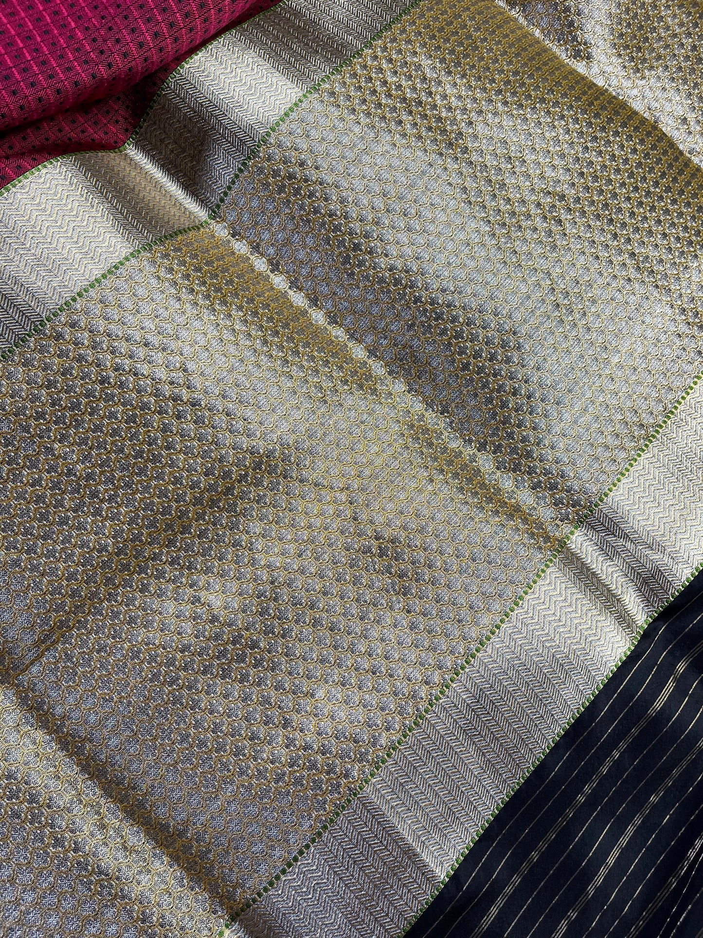 PINK BLACK SILK PURE HANDLOOM DO RUKHI BANARASI SAREE