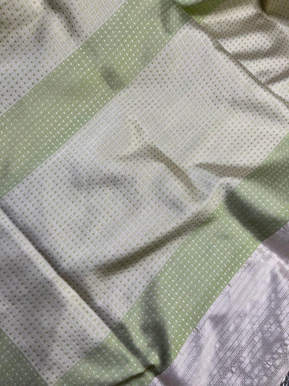 CREAM PISTA GREEN SILK PURE HANDLOOM DO RUKHI BANARASI SAREE