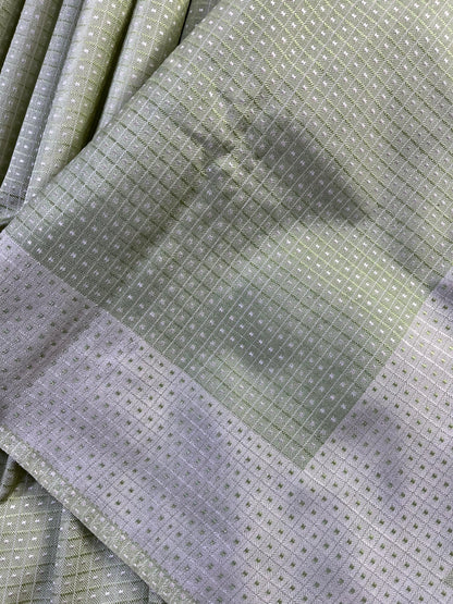 CREAM PISTA GREEN SILK PURE HANDLOOM DO RUKHI BANARASI SAREE