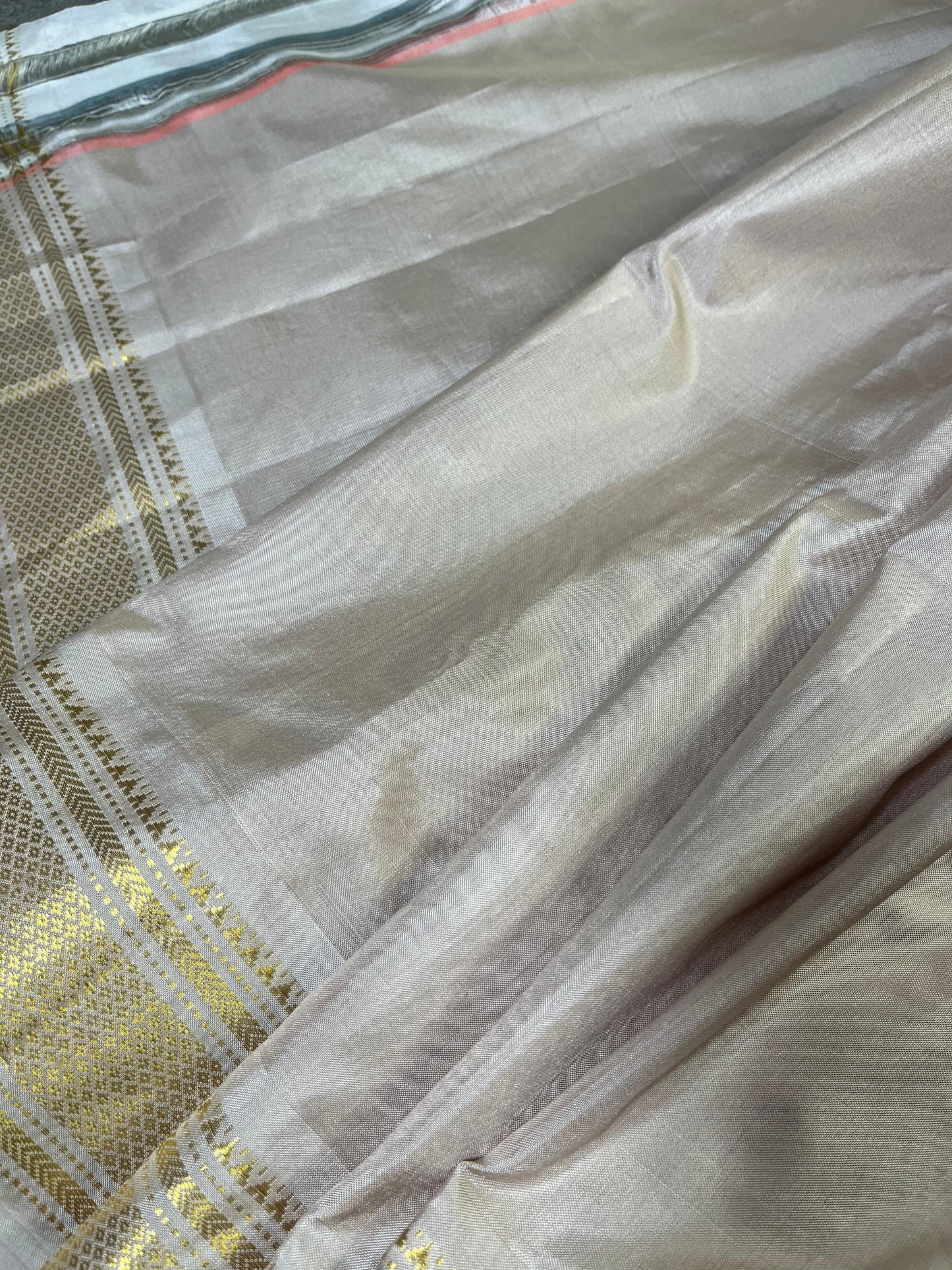 BEIGE SILK PURE HANDLOOM PAITHANI SAREE