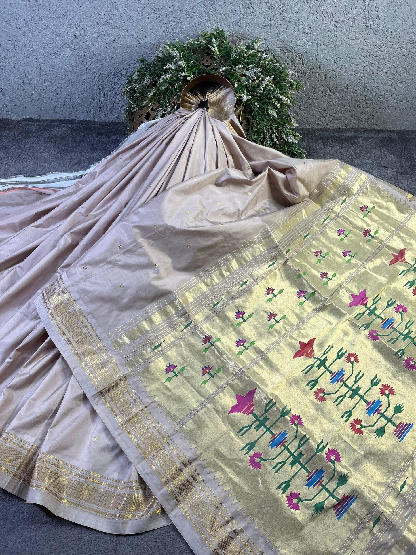BEIGE SILK PURE HANDLOOM PAITHANI SAREE
