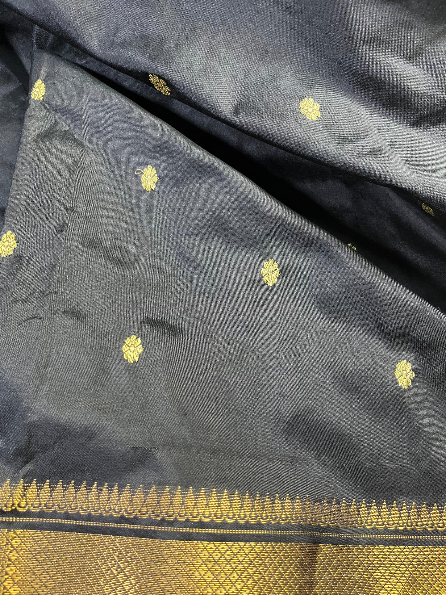 BLACK SILK PURE HANDLOOM PAITHANI SAREE