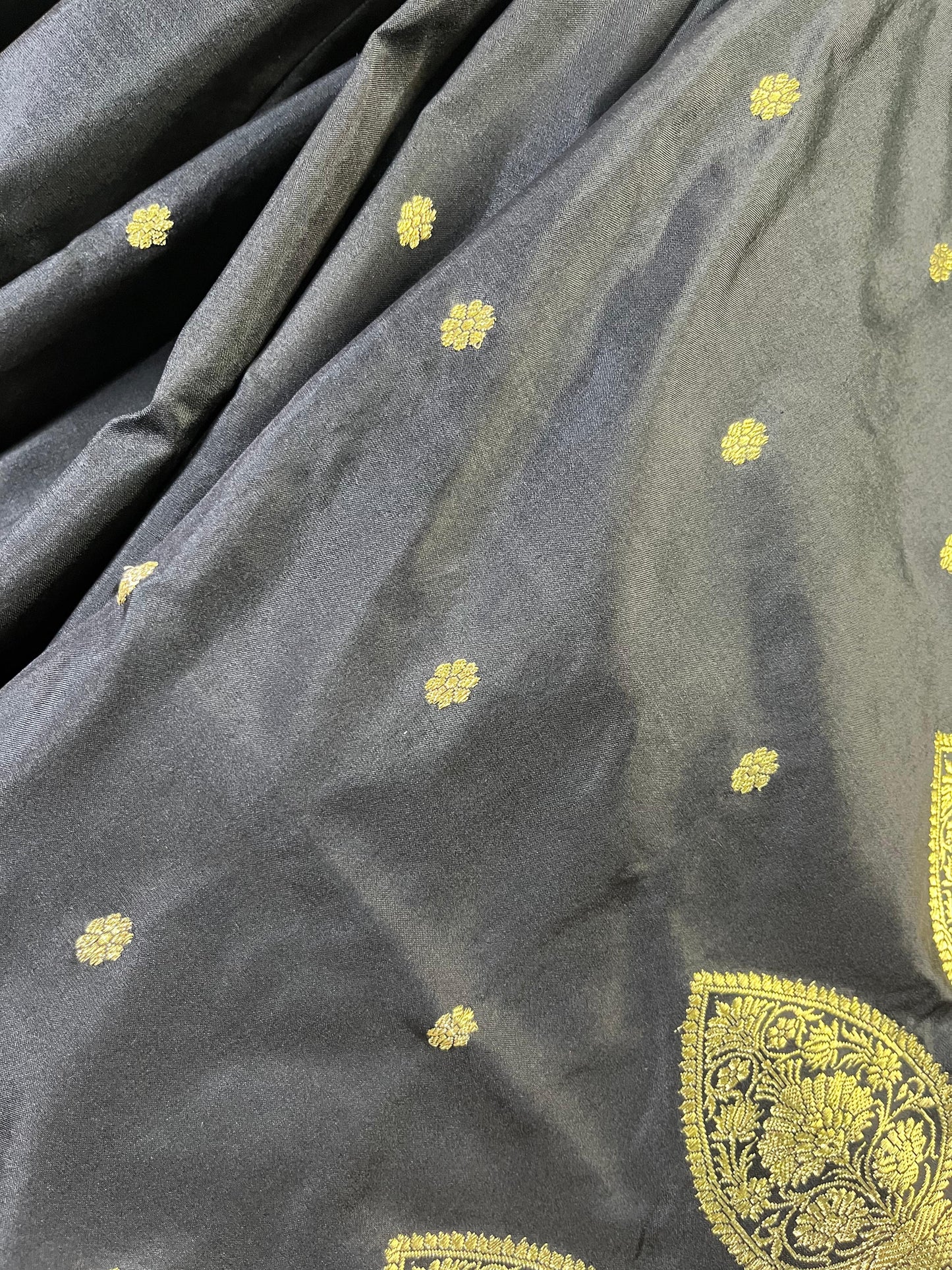 BLACK SILK PURE HANDLOOM PAITHANI SAREE