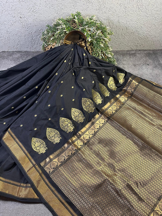BLACK SILK PURE HANDLOOM PAITHANI SAREE