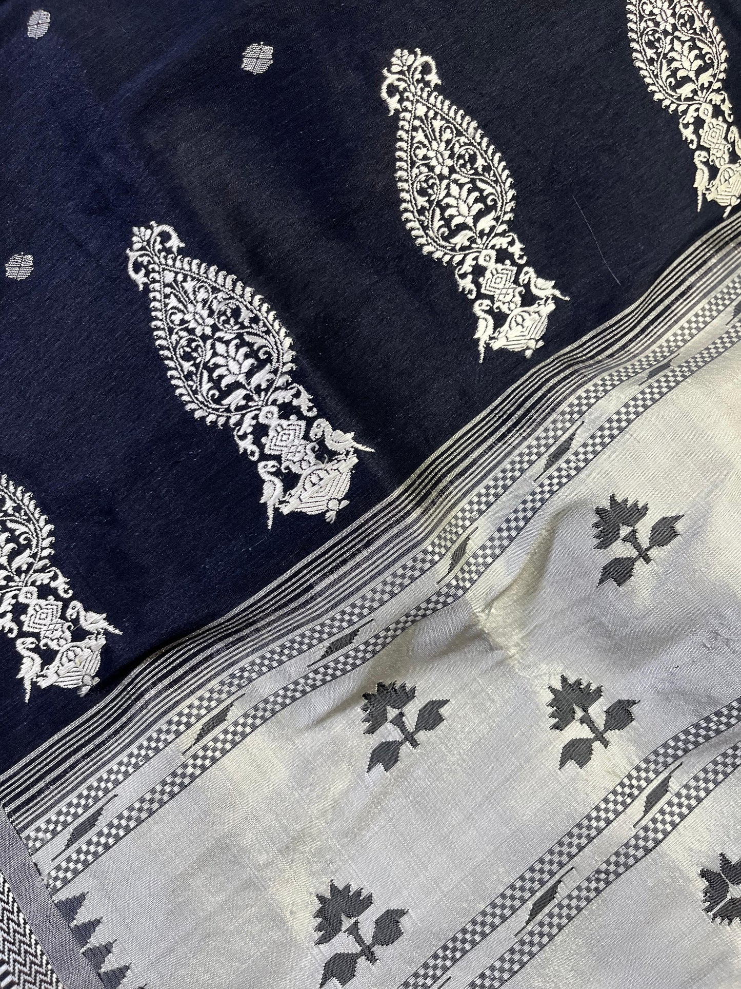 NAVY BLUE LINEN PURE HANDLOOM PAITHANI SAREE
