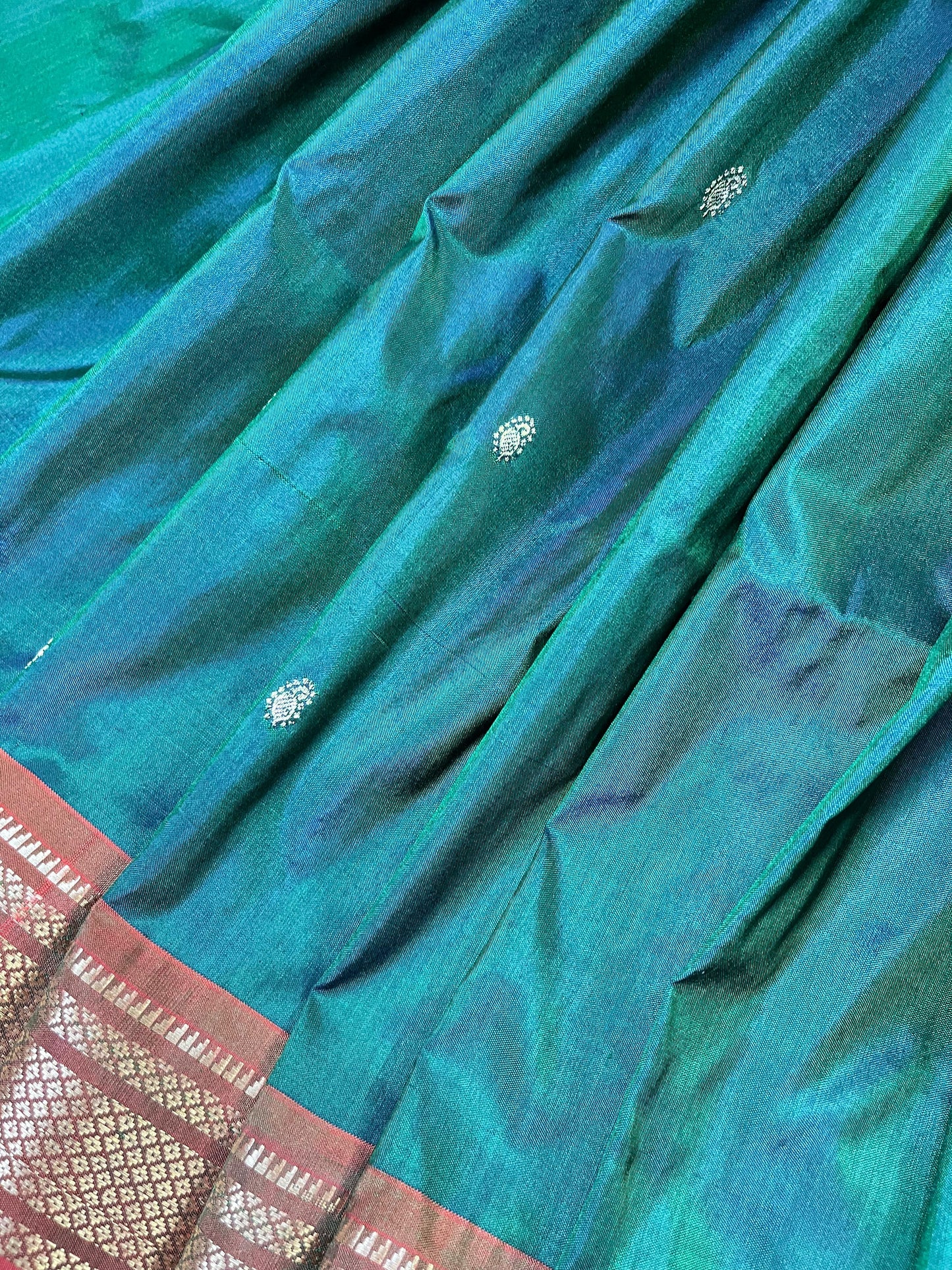 PEACOCK GREEN SILK PURE HANDLOOM PAITHANI SAREE