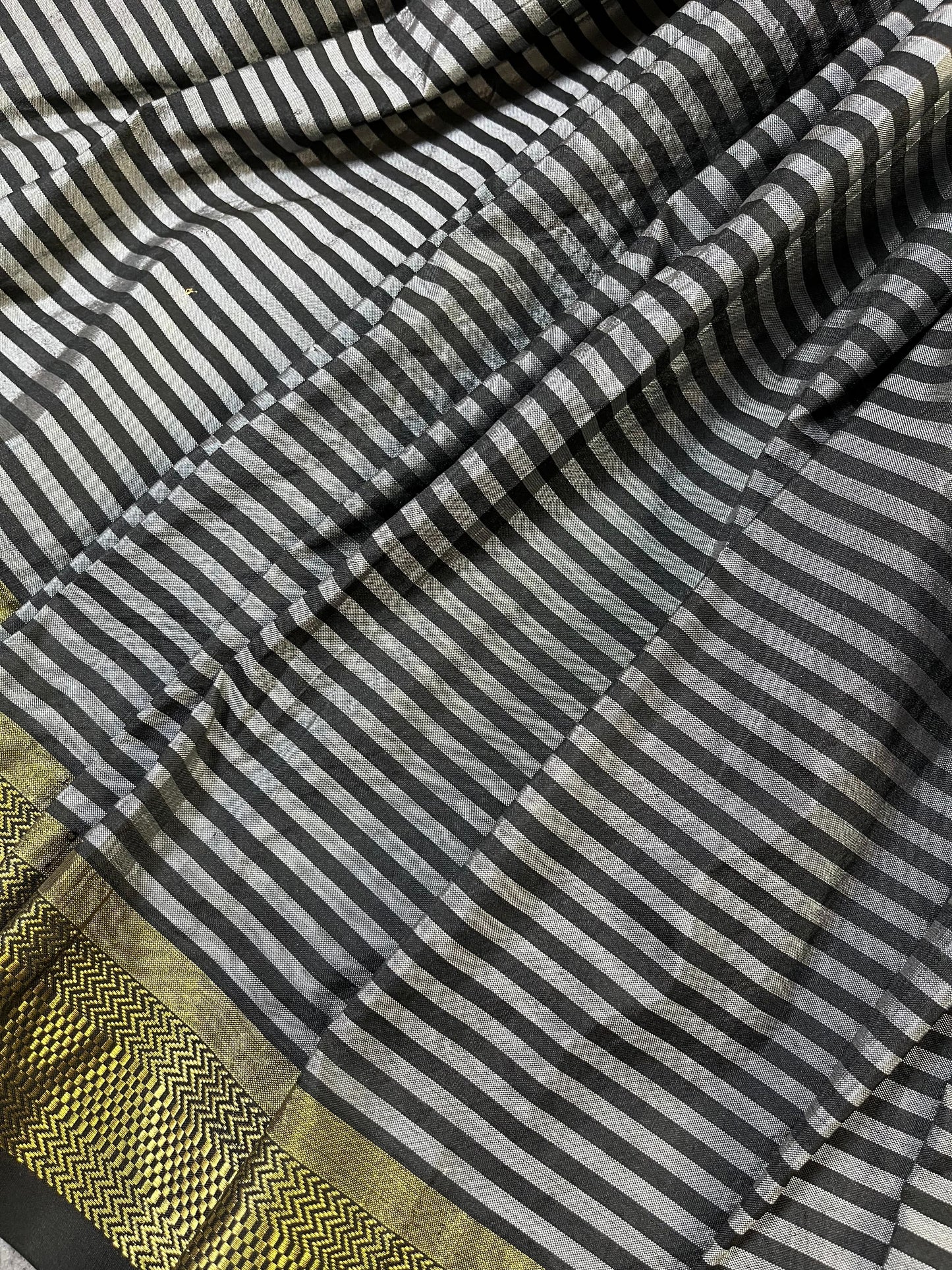 GREY BLACK SILK PURE HANDLOOM PAITHANI SAREE