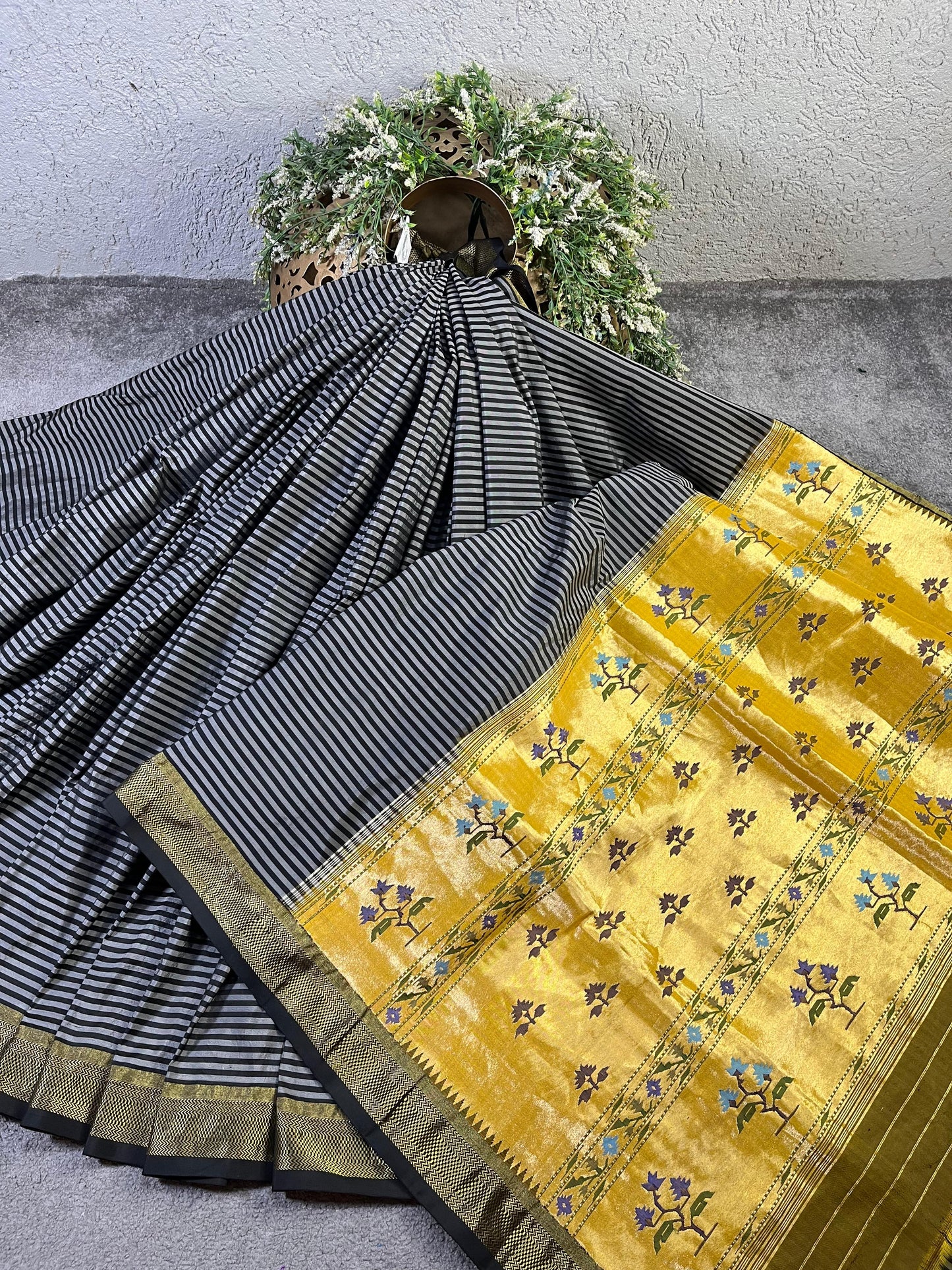 GREY BLACK SILK PURE HANDLOOM PAITHANI SAREE