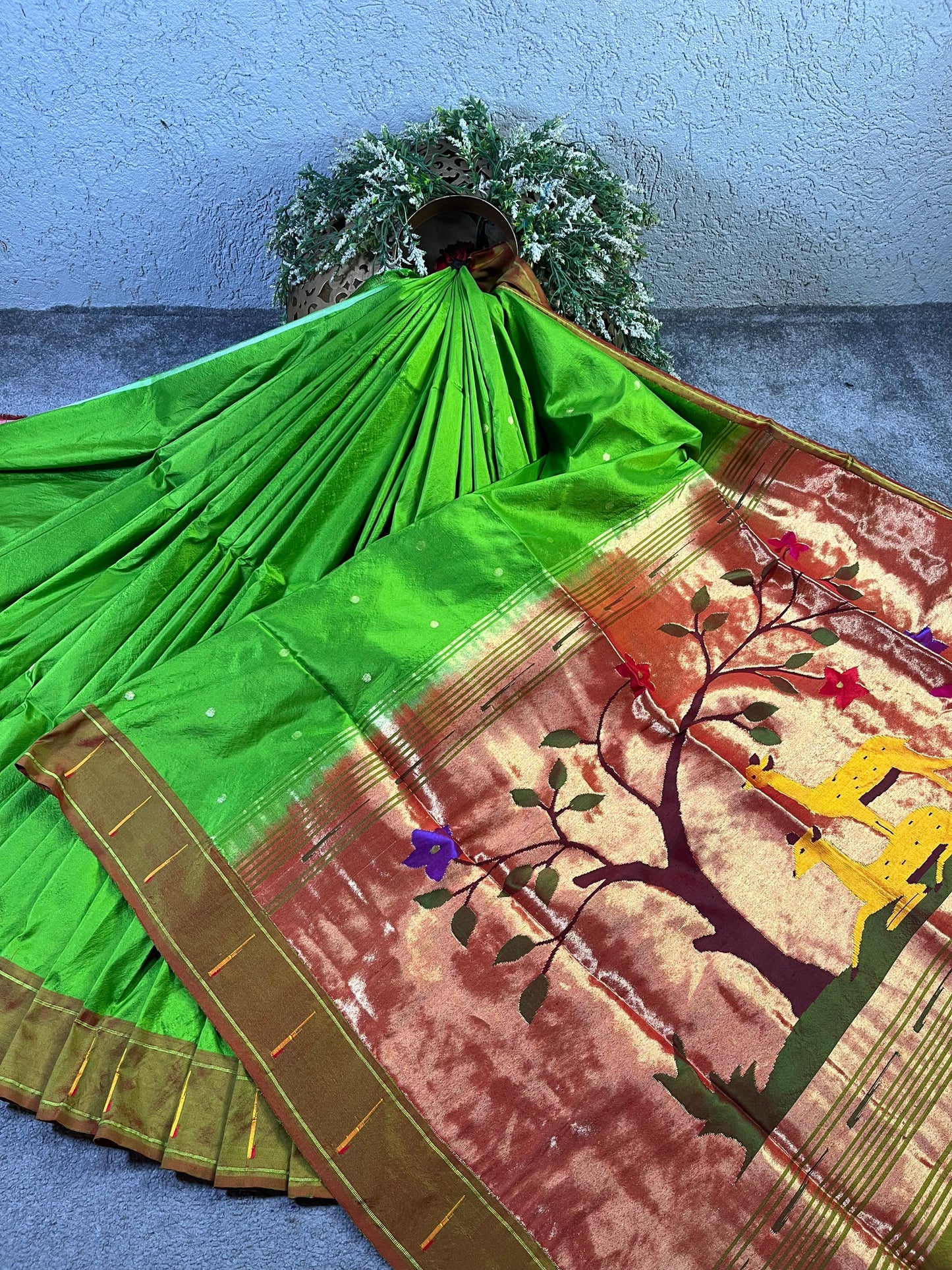 GREEN SILK PURE HANDLOOM PAITHANI SAREE