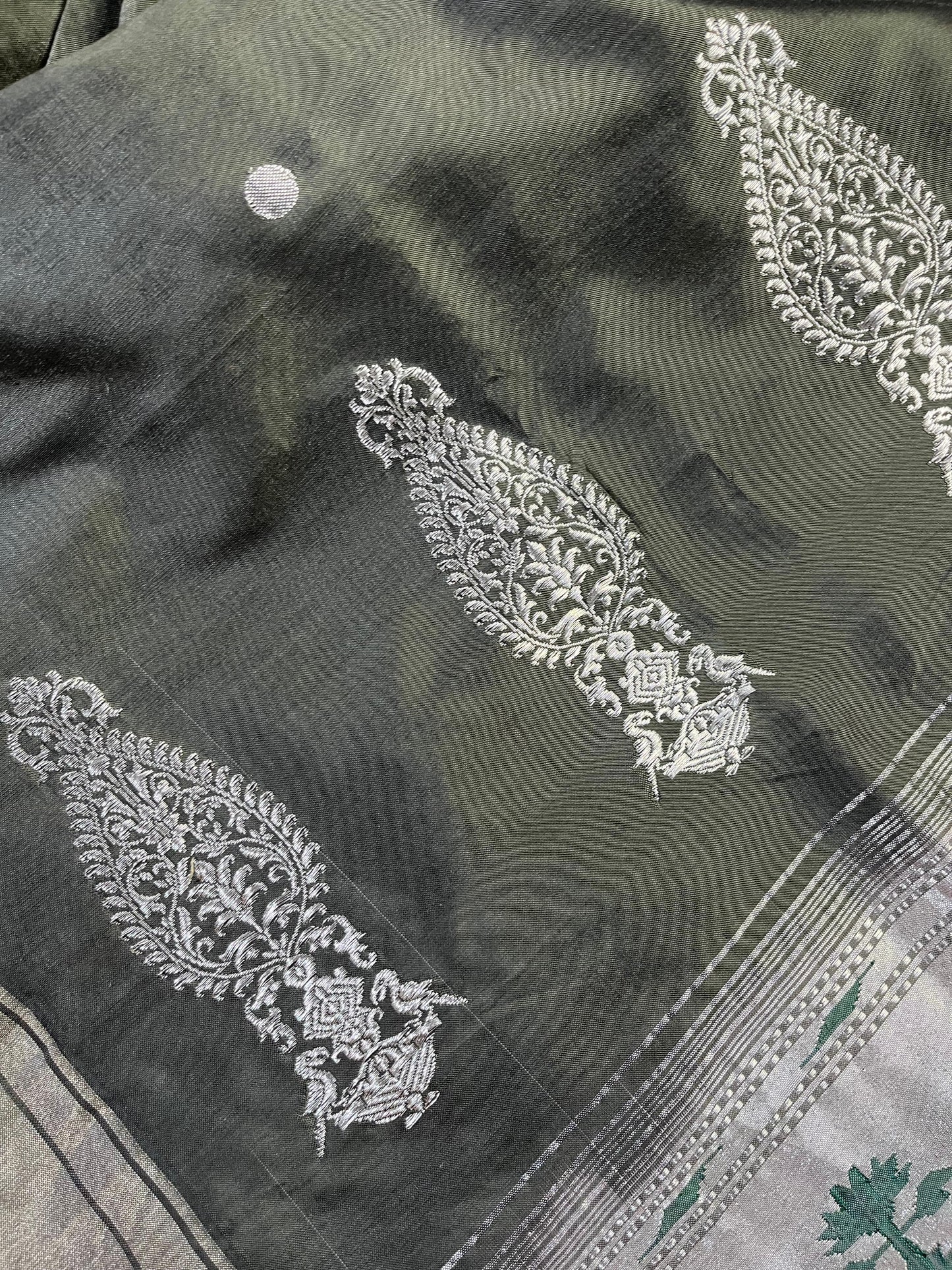 DARK GREY SILK PURE HANDLOOM PAITHANI SAREE