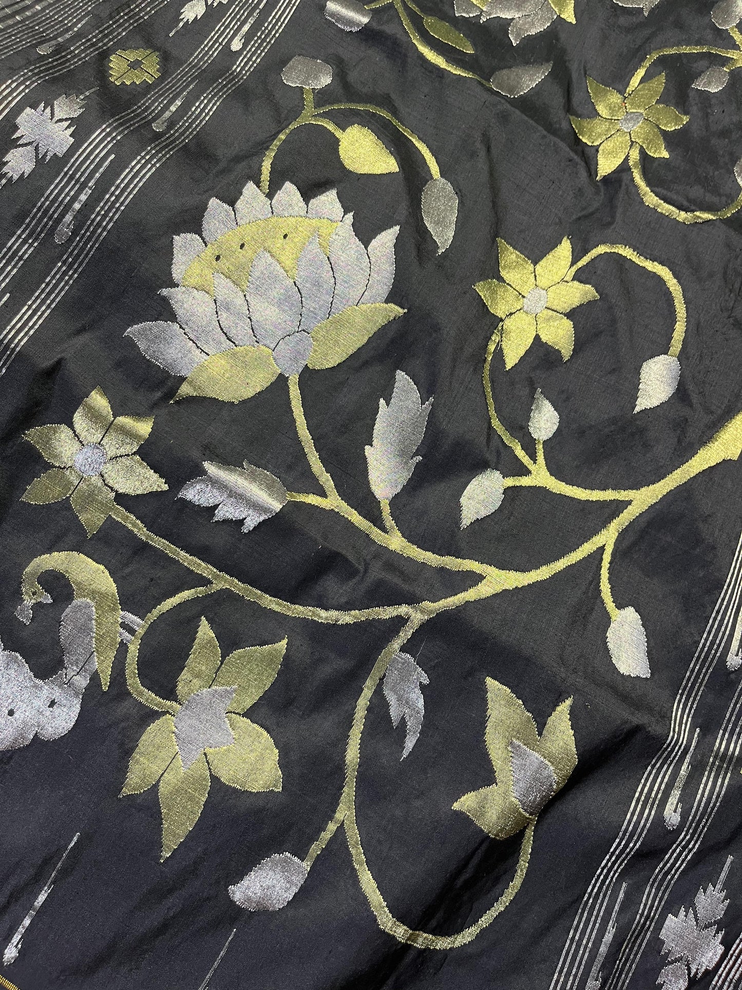 BLACK SILK PURE HANDLOOM PAITHANI SAREE