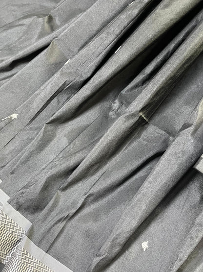BLACK SILK PURE HANDLOOM PAITHANI SAREE