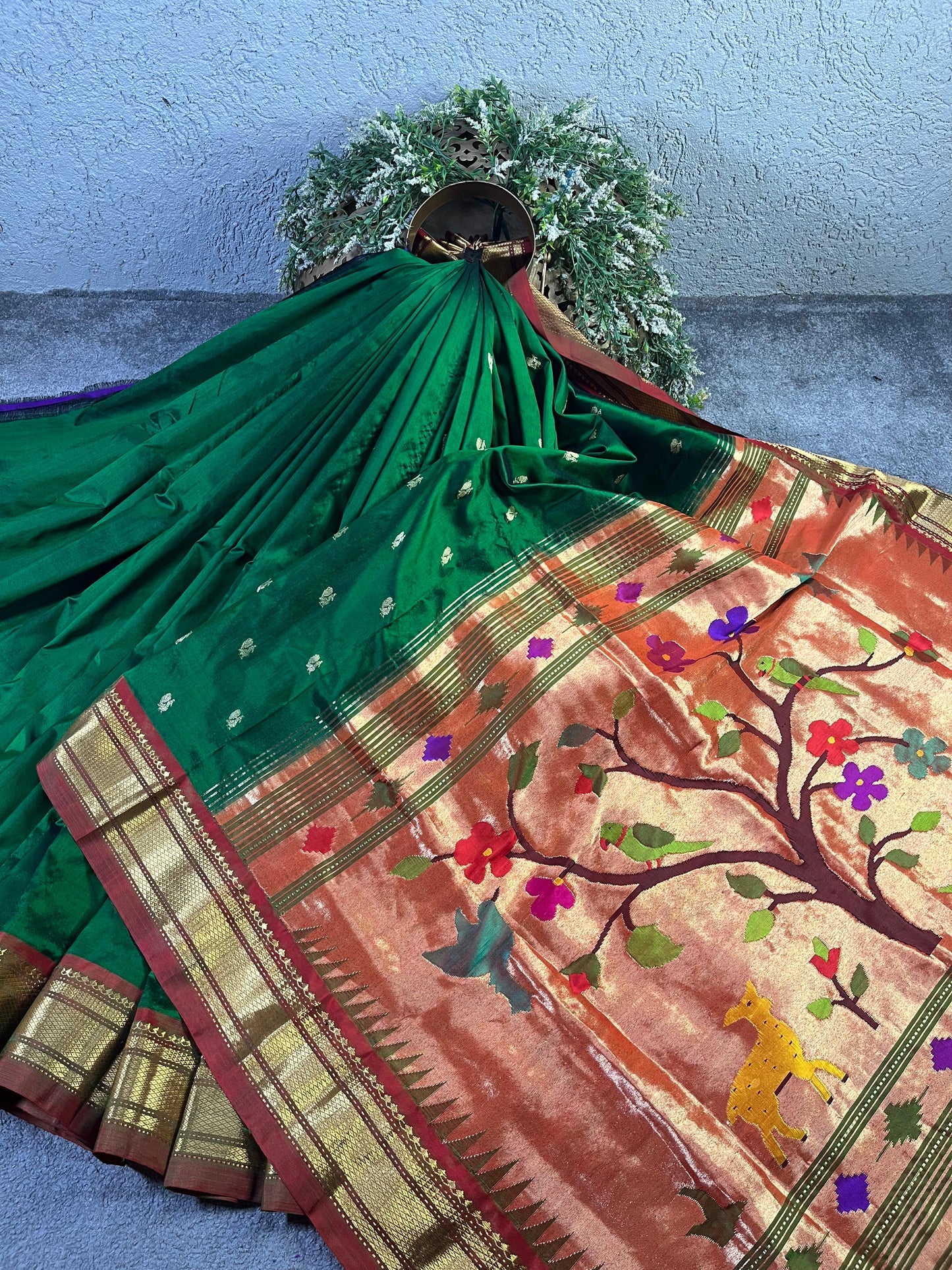 GREEN SILK PURE HANDLOOM PAITHANI SAREE