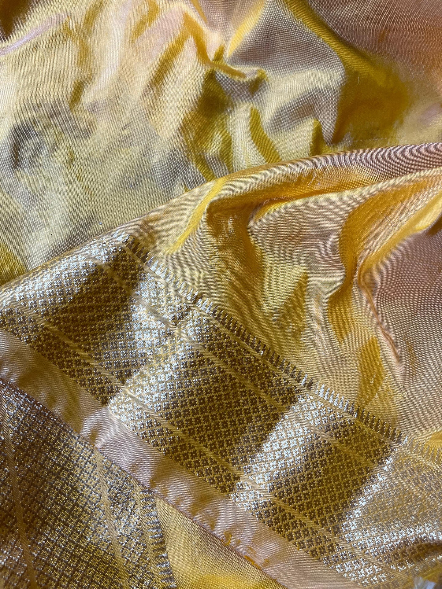 PASTEL ORANGE SILK PURE HANDLOOM PAITHANI SAREE