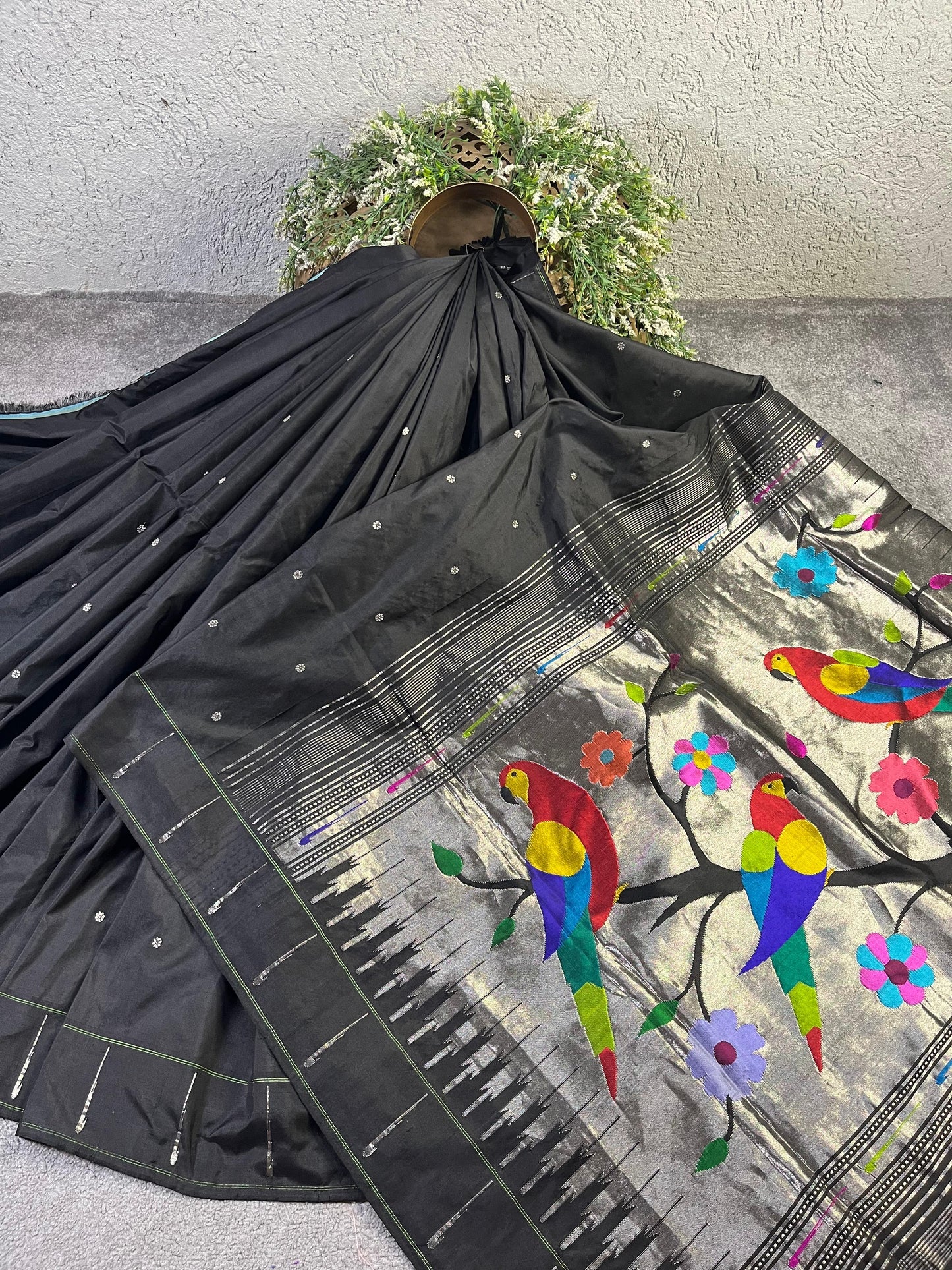 BLACK SILK PURE HANDLOOM PAITHANI SAREE