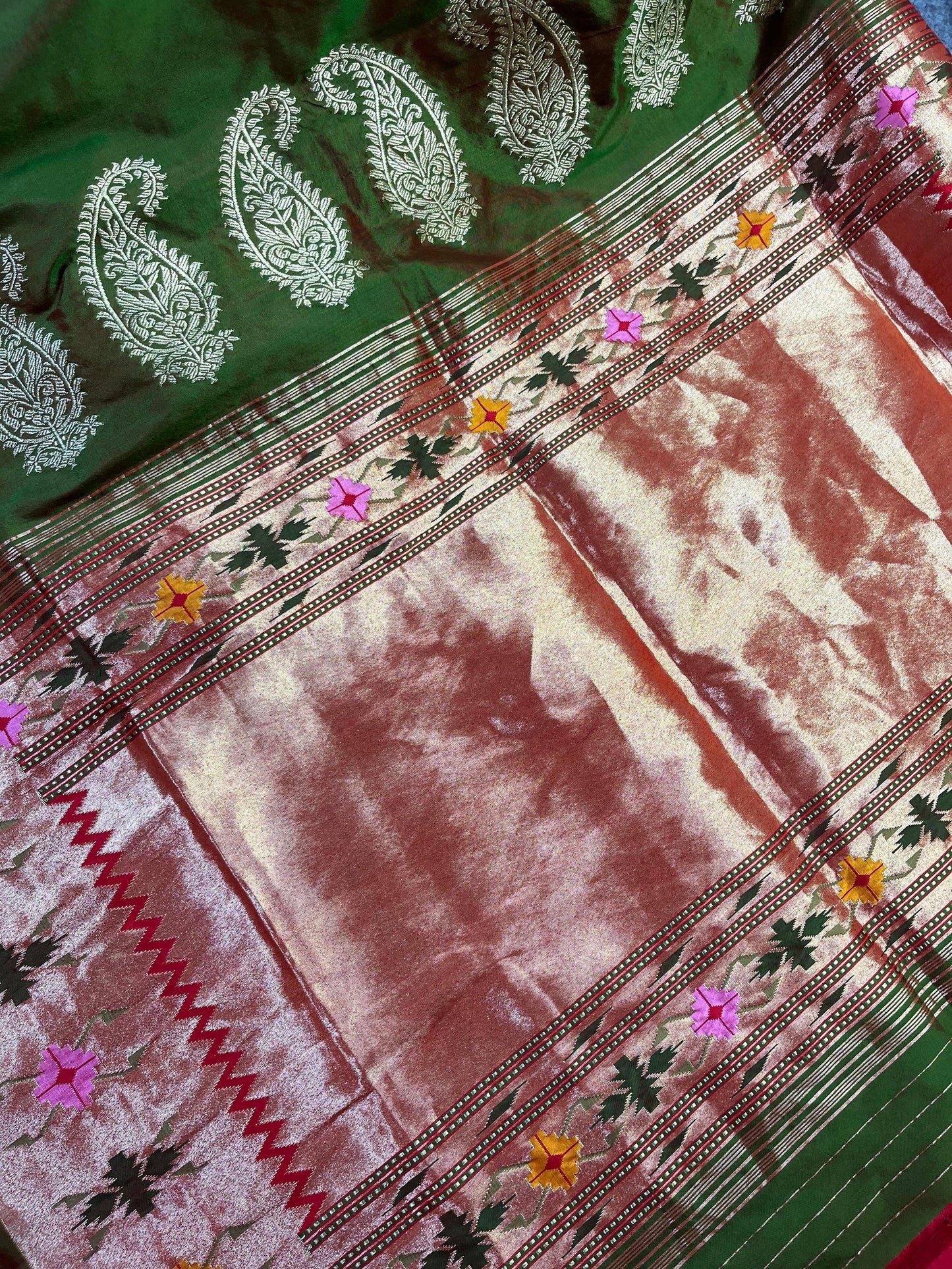 MEHENDI GREEN SILK PURE HANDLOOM PAITHANI SAREE