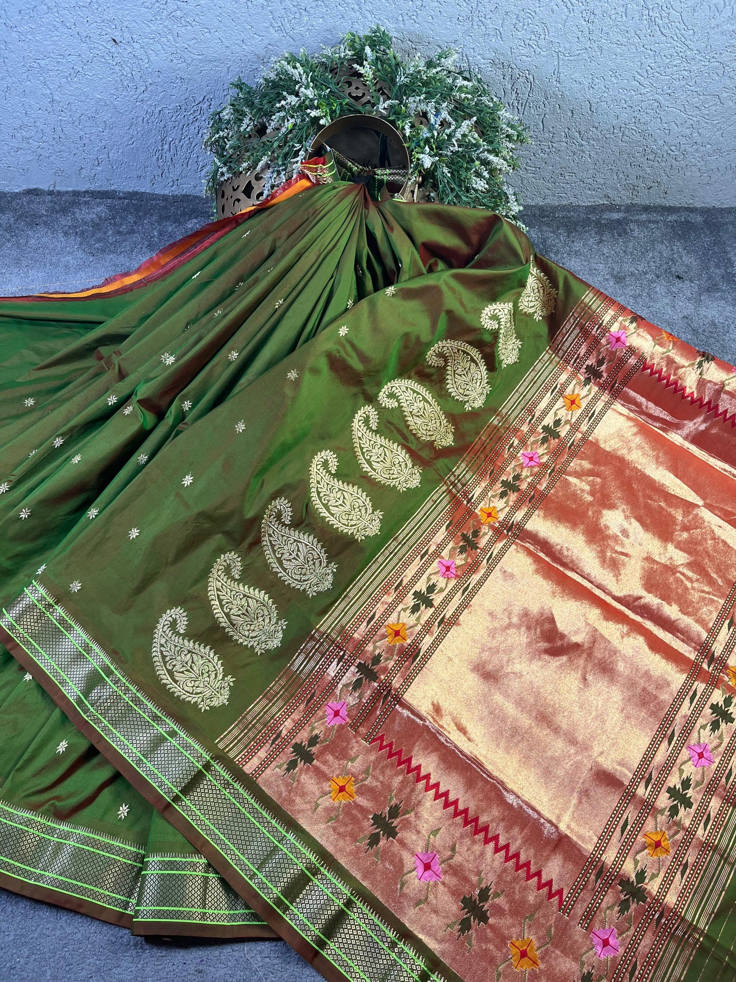 MEHENDI GREEN SILK PURE HANDLOOM PAITHANI SAREE