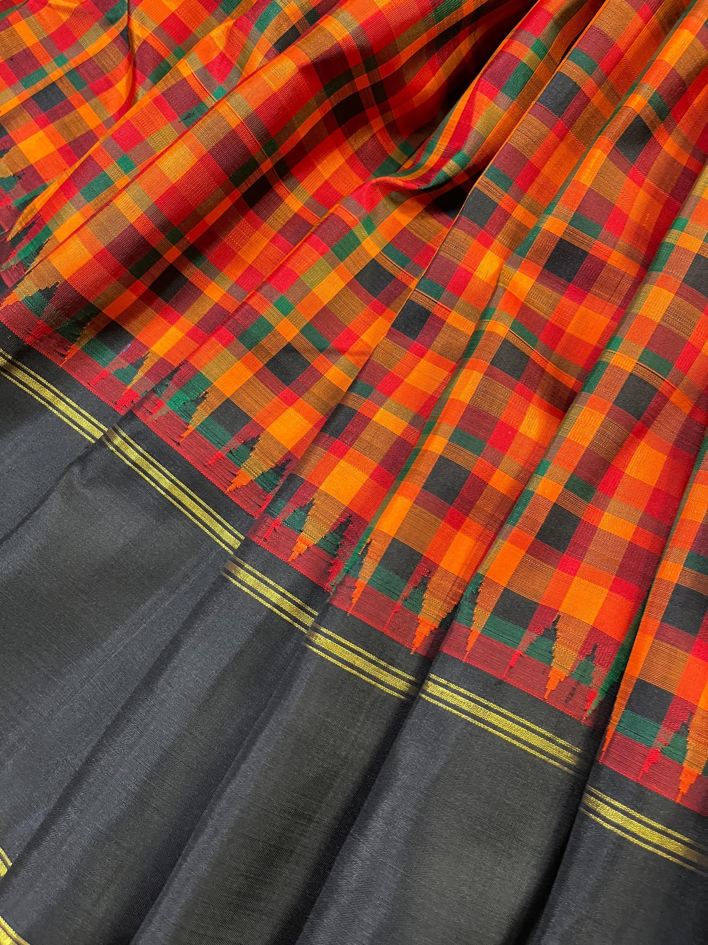 ORANGE AND BLACK CHECKS SILK PURE HANDLOOM KANJIVARAM SAREE