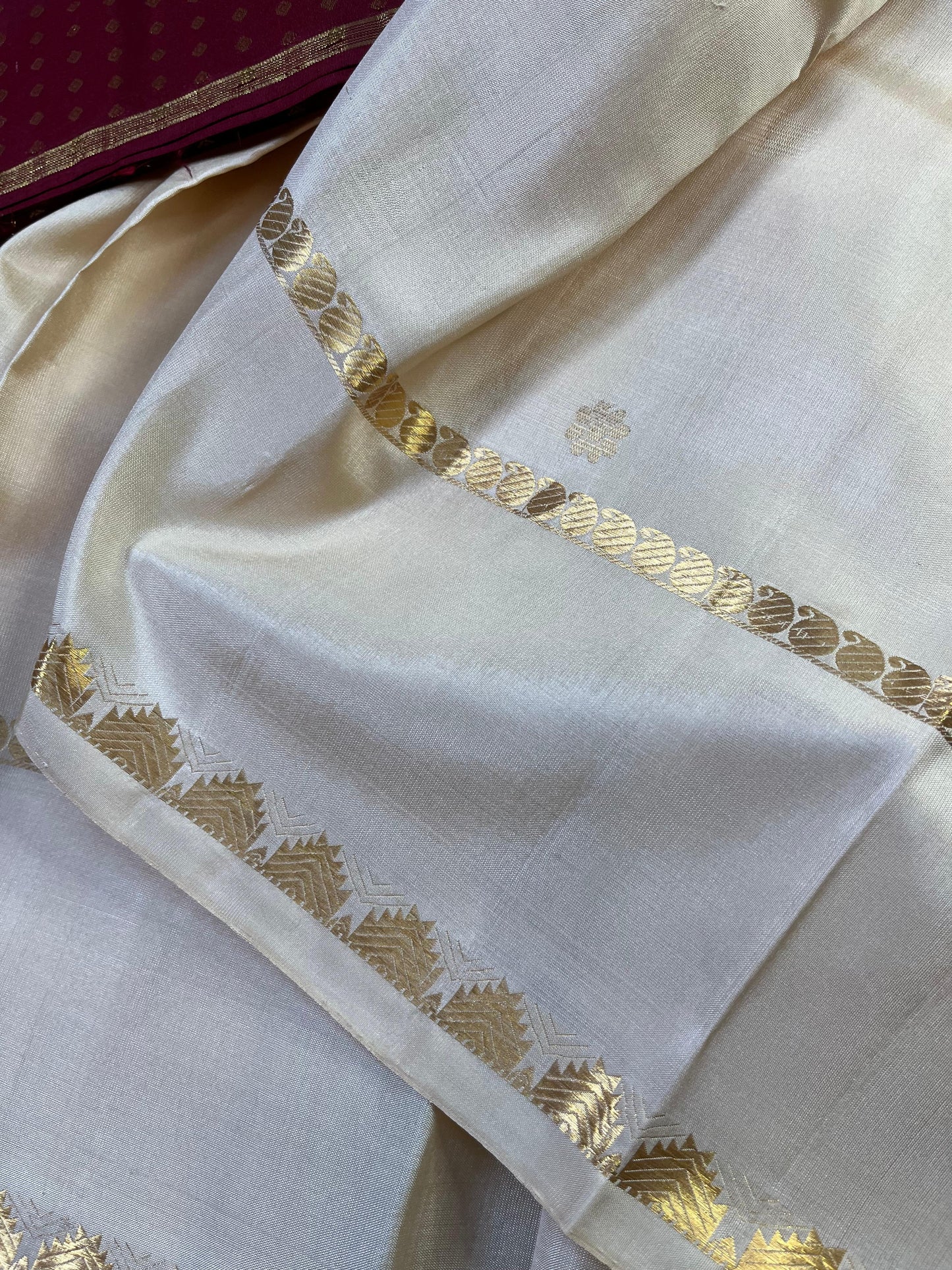 IVORY SILK PURE HANDLOOM KANJIVARAM SAREE