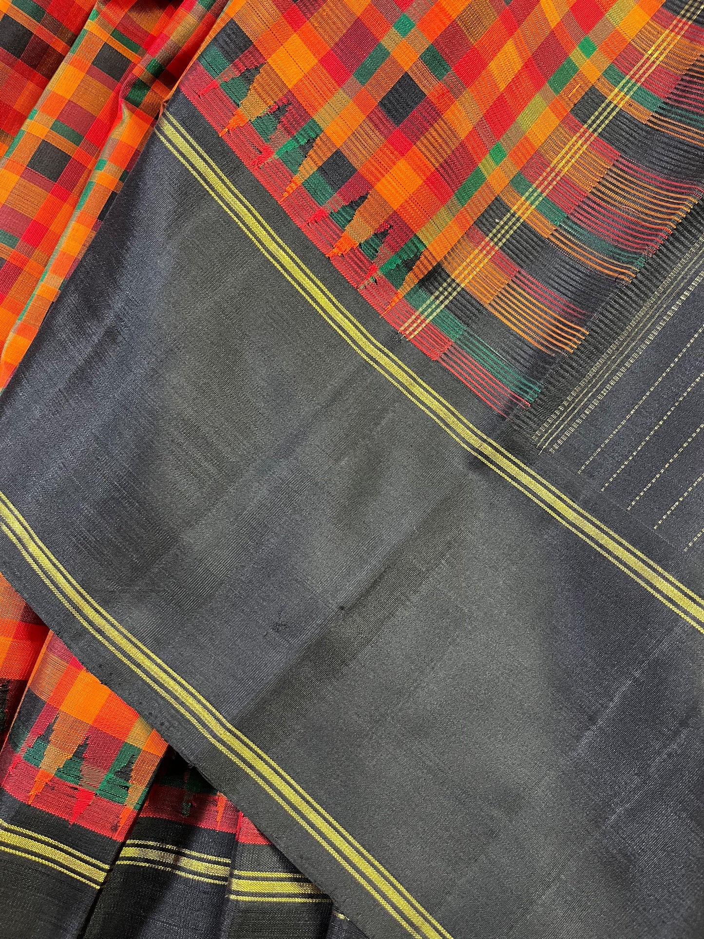 ORANGE AND BLACK CHECKS SILK PURE HANDLOOM KANJIVARAM SAREE
