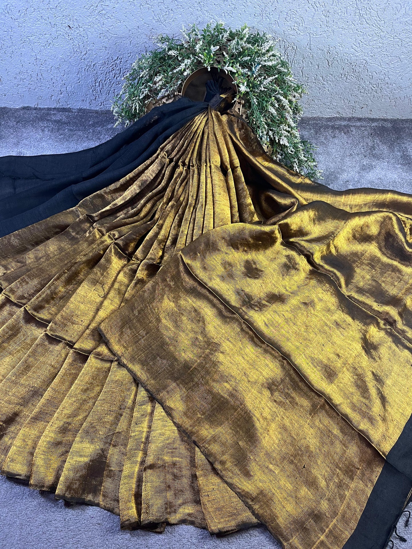 BLACK TWILL METALLIC PURE HANDLOOM LINEN SAREE