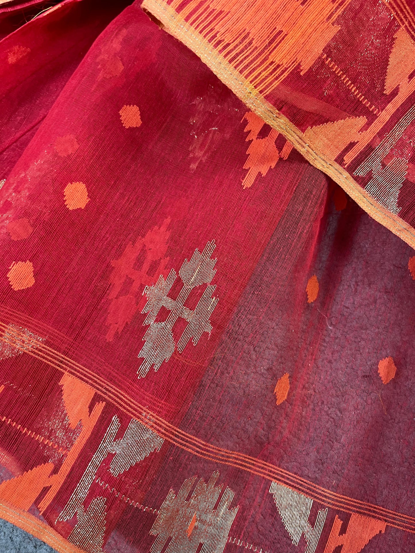 RED PURE HANDLOOM DHAKAI JAMDANI SAREE