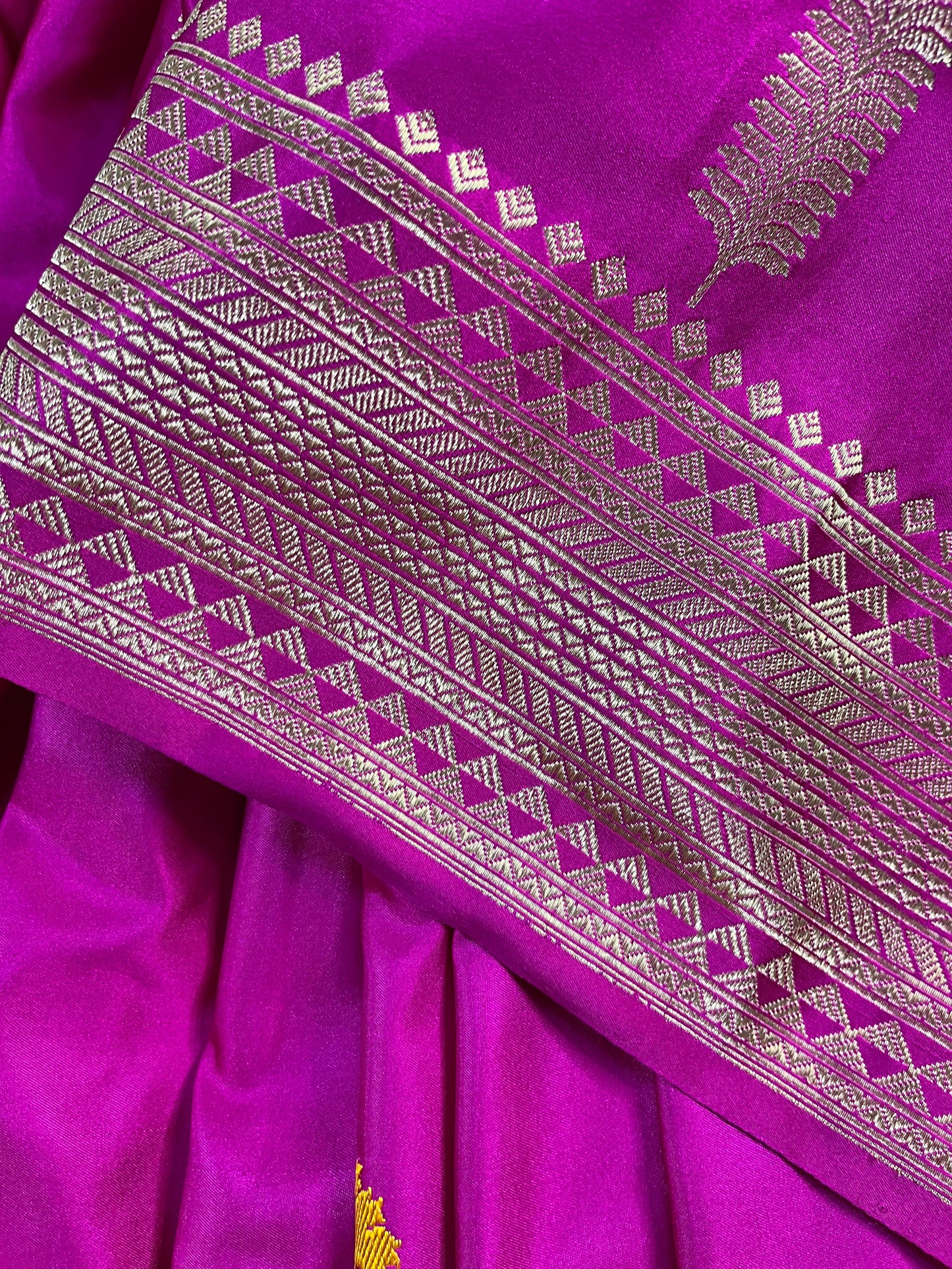 MAGENTA PINK MASHRU SILK PURE HANDLOOM BANARASI SAREE