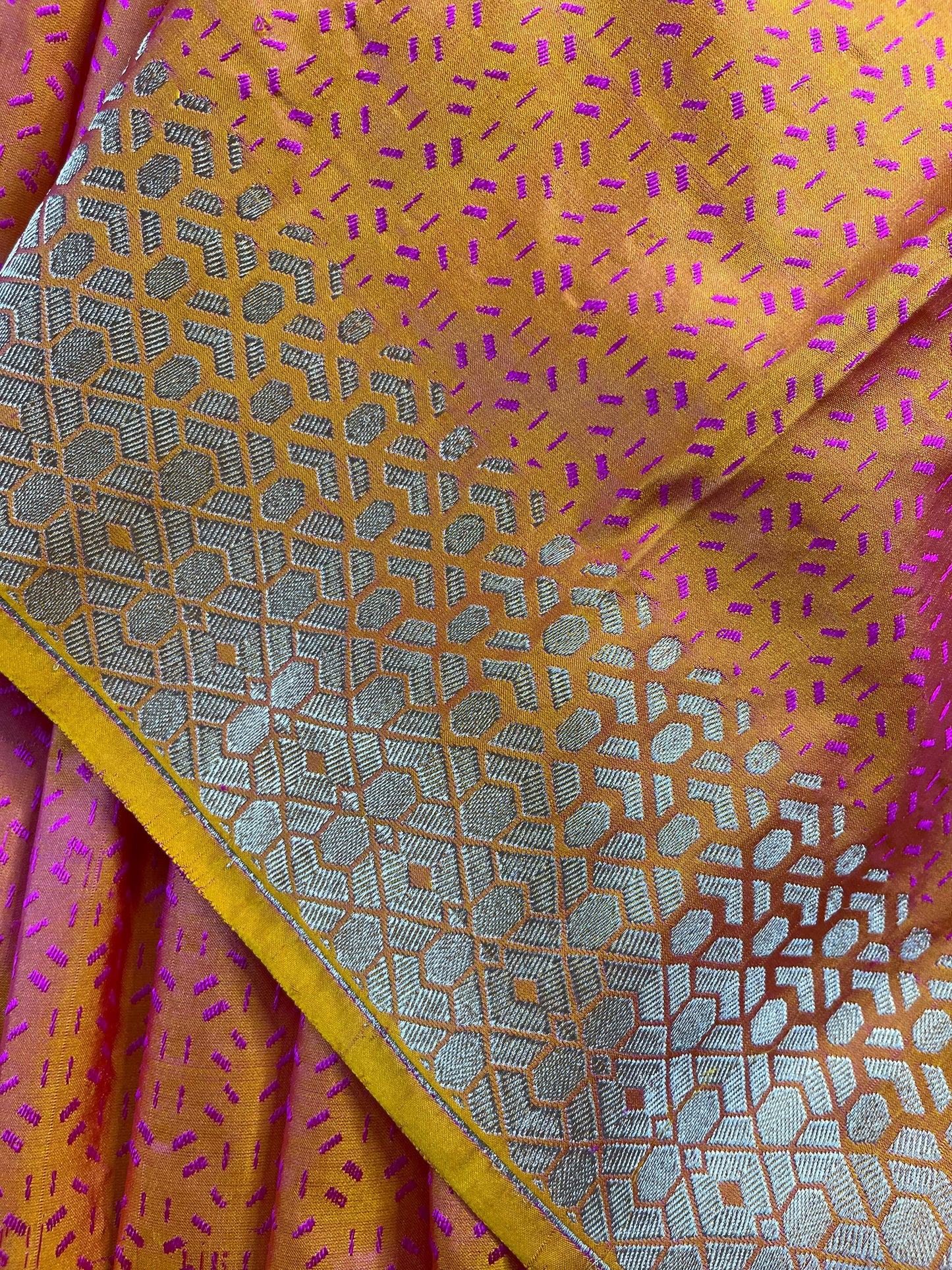 TWO TONE PINK ORANGE MASHRU SILK PURE HANDLOOM BANARASI SAREE