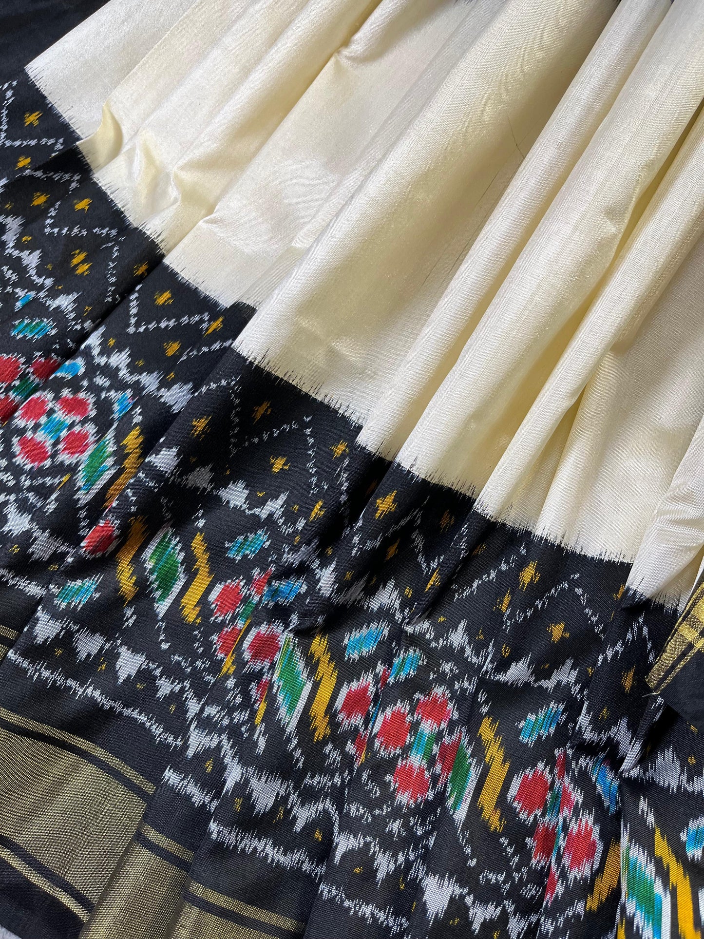 RED BLACK OFFWHITE SILK PURE HANDLOOM IKKAT SAREE
