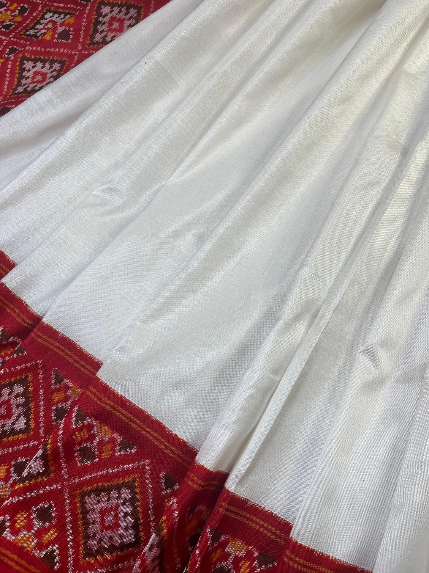 WHITE SILK PURE HANDLOOM IKKAT SAREE