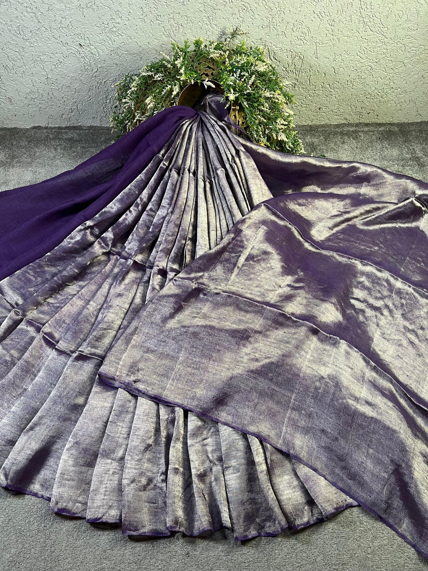 PURPLE TWILL METALLIC PURE HANDLOOM LINEN SAREE