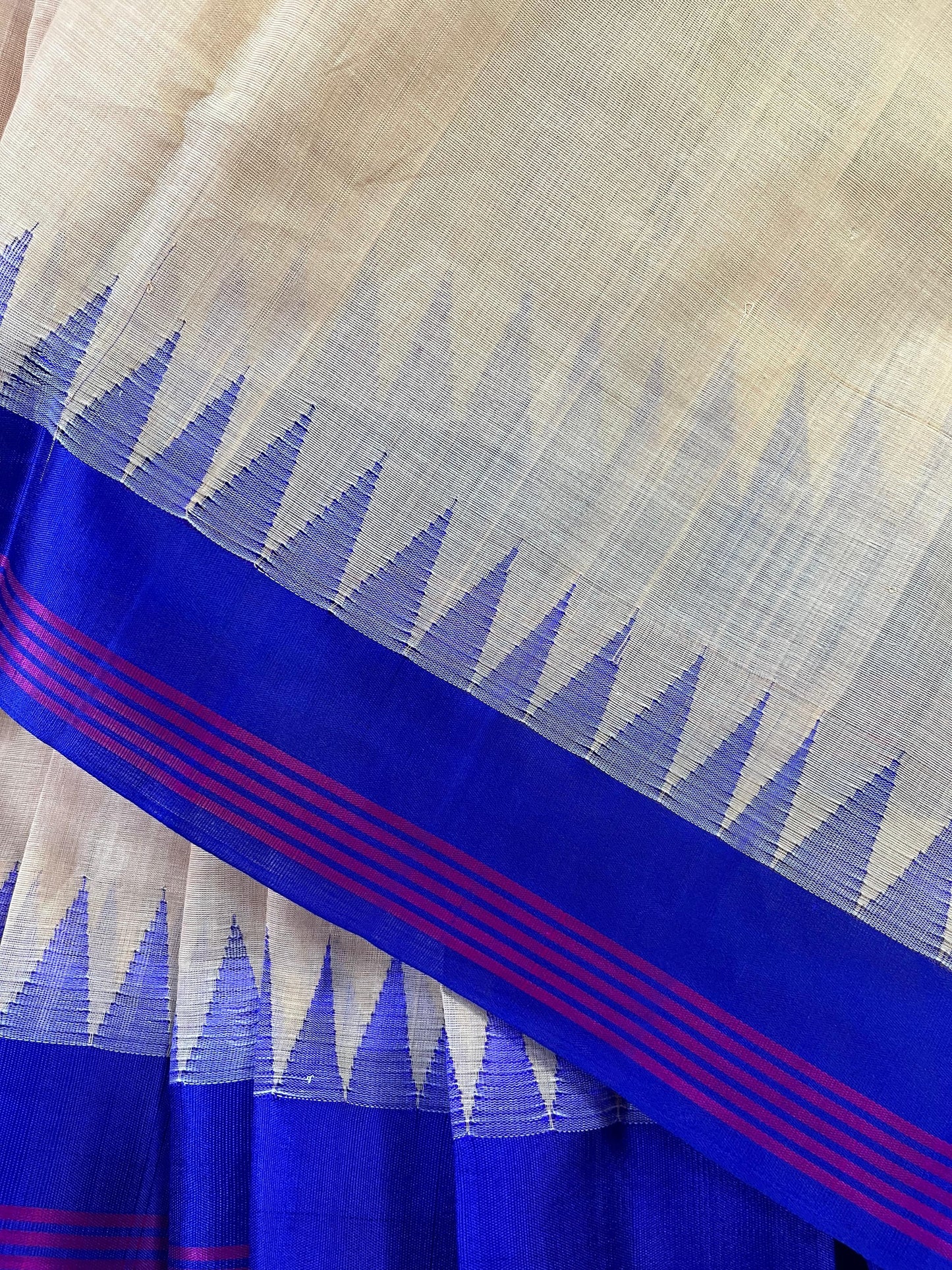 BEIGE PURE HANDLOOM PONDRU KHADI SAREE