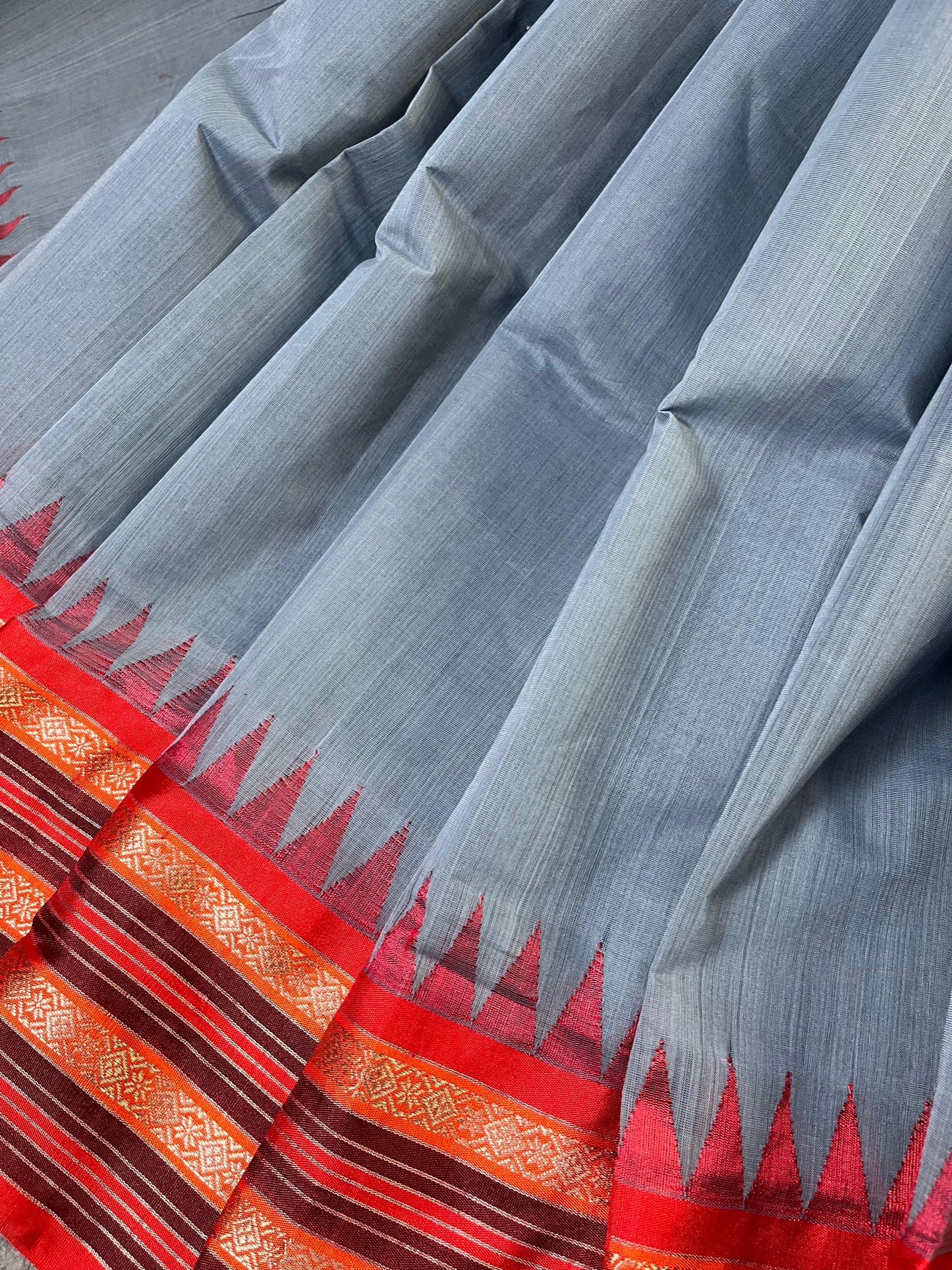 GREY PURE HANDLOOM PONDRU KHADI SAREE