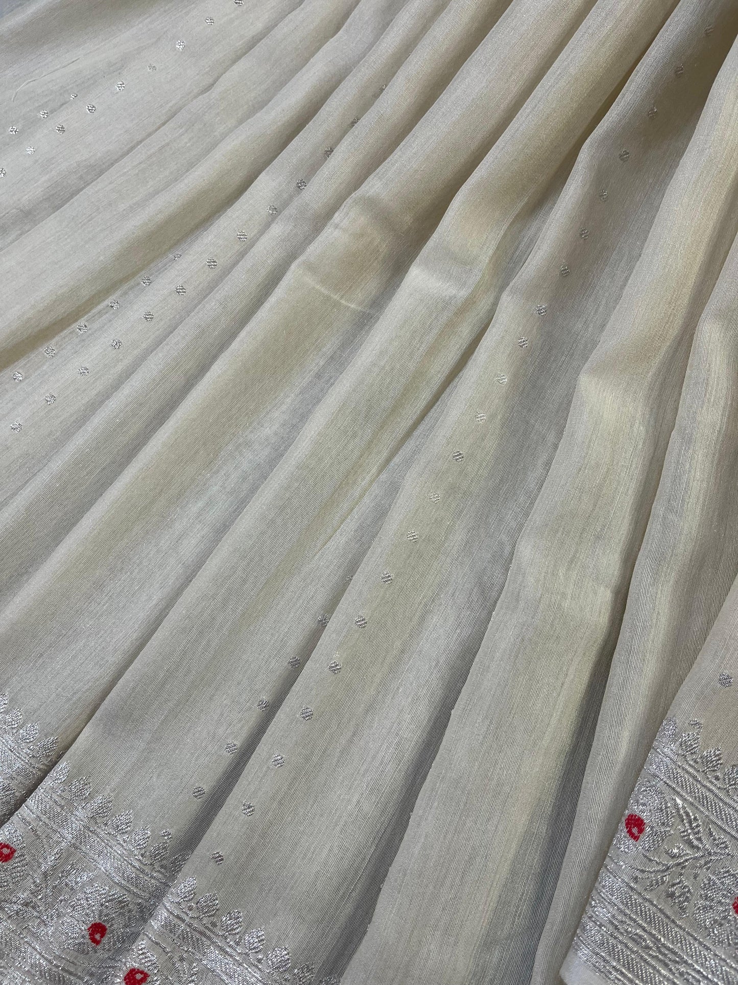IVORY MUNGA PURE HANDLOOM BANARASI SAREE