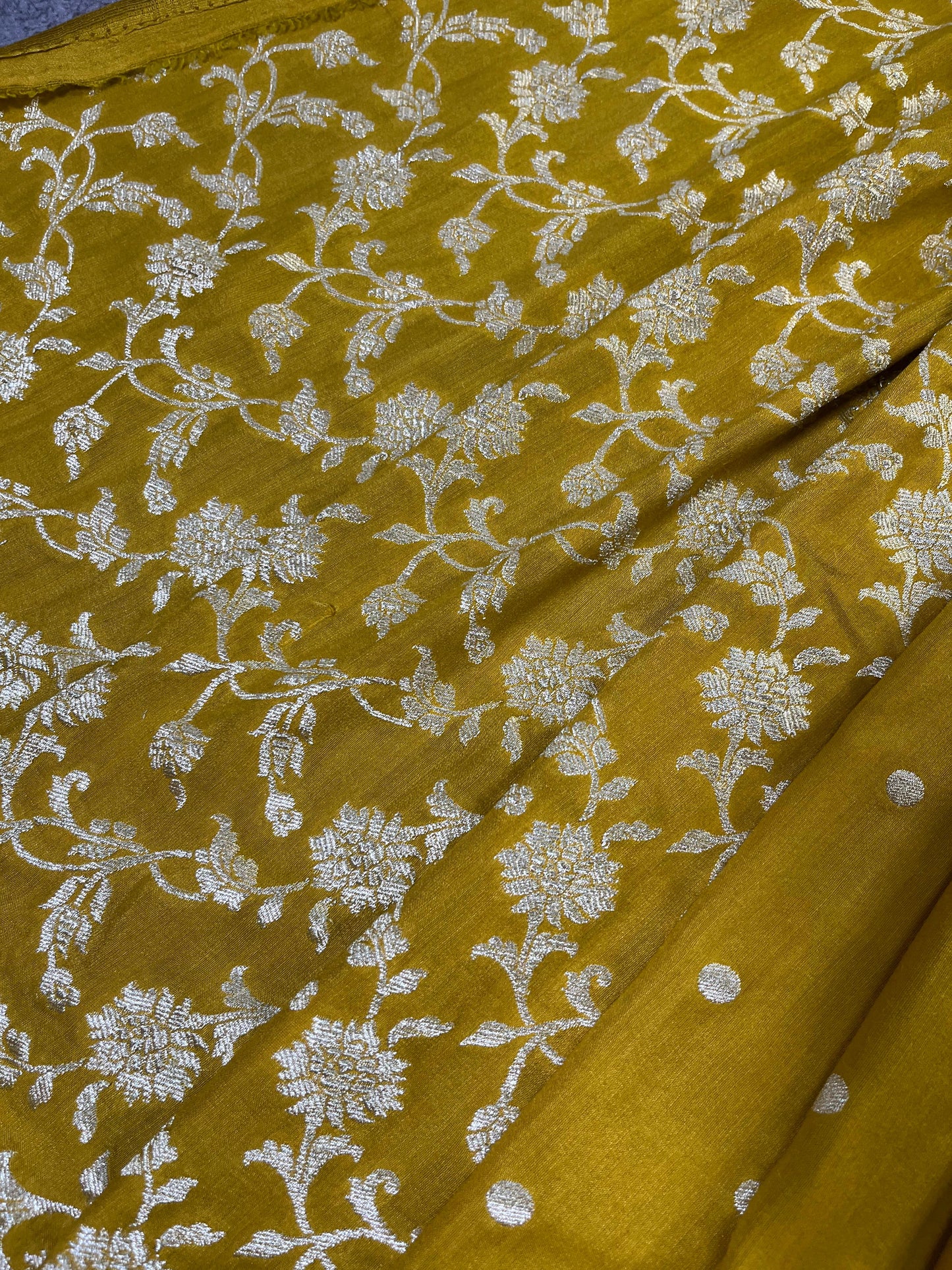 YELLOW MUNGA PURE HANDLOOM BANARASI SAREE