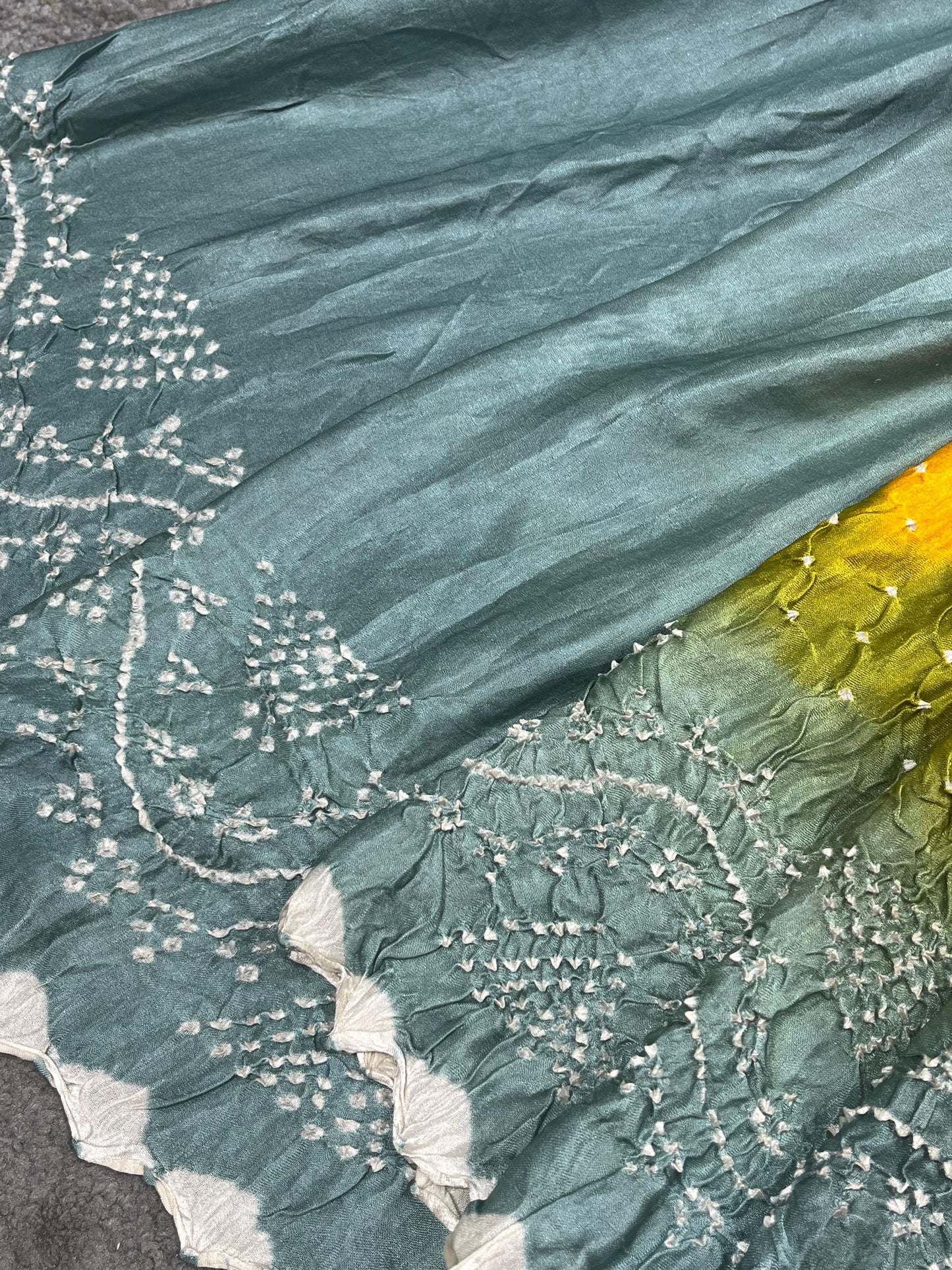 GREY YELLOW GREEN SHADED GAJJI SILK PURE HANDLOOM BHANDEJ SAREE