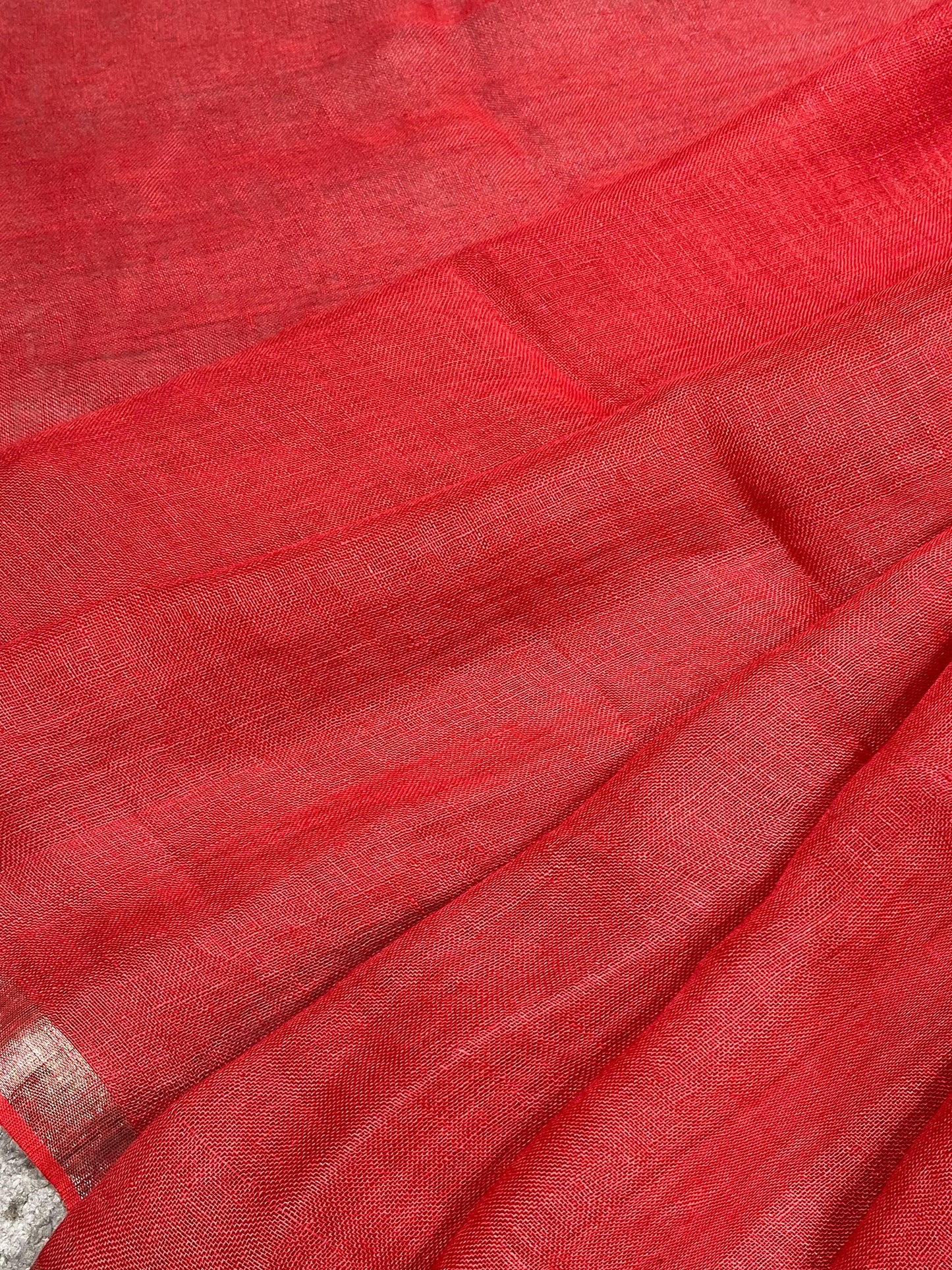 RED PURE HANDLOOM LINEN SAREE