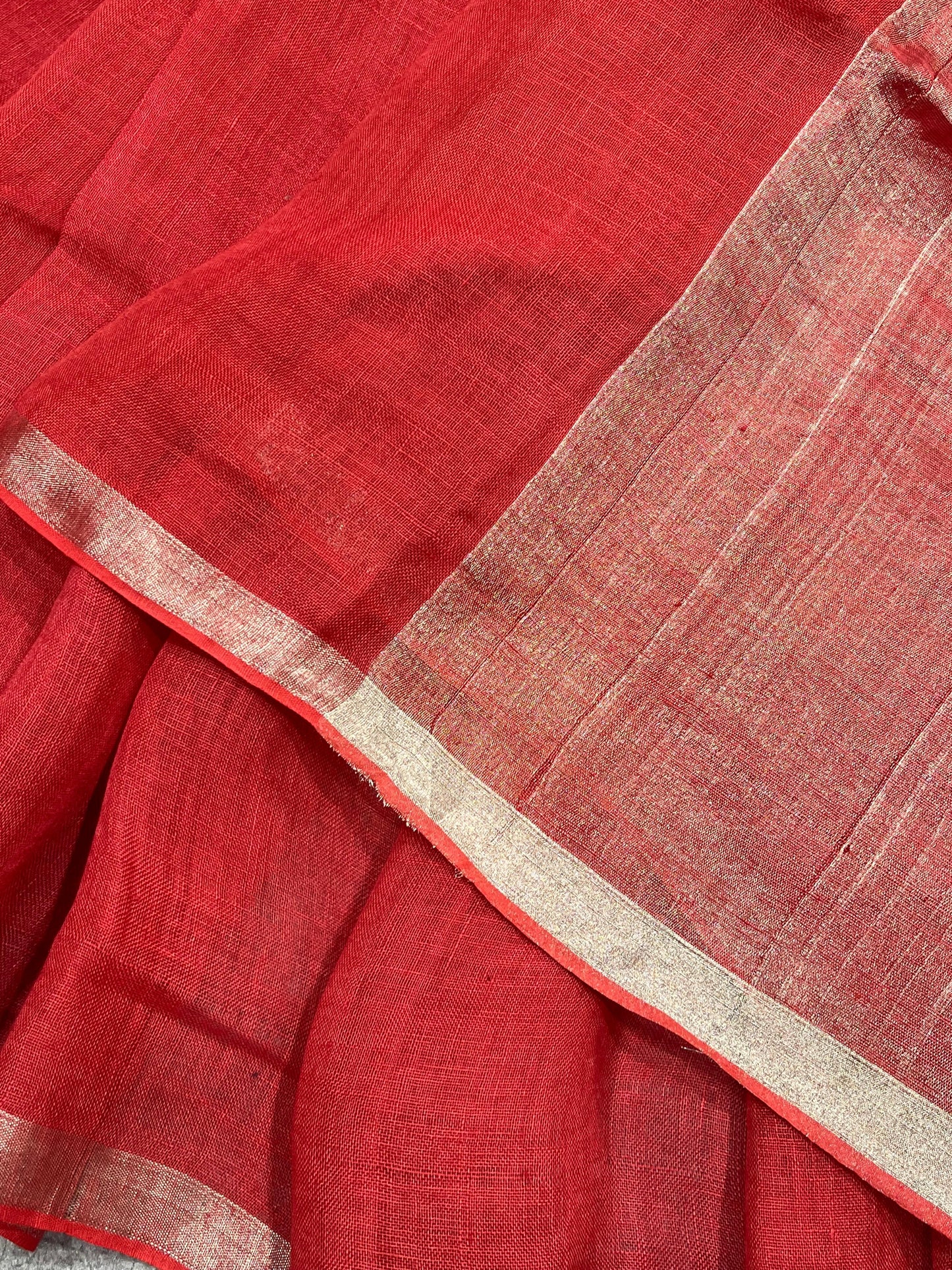 RED PURE HANDLOOM LINEN SAREE